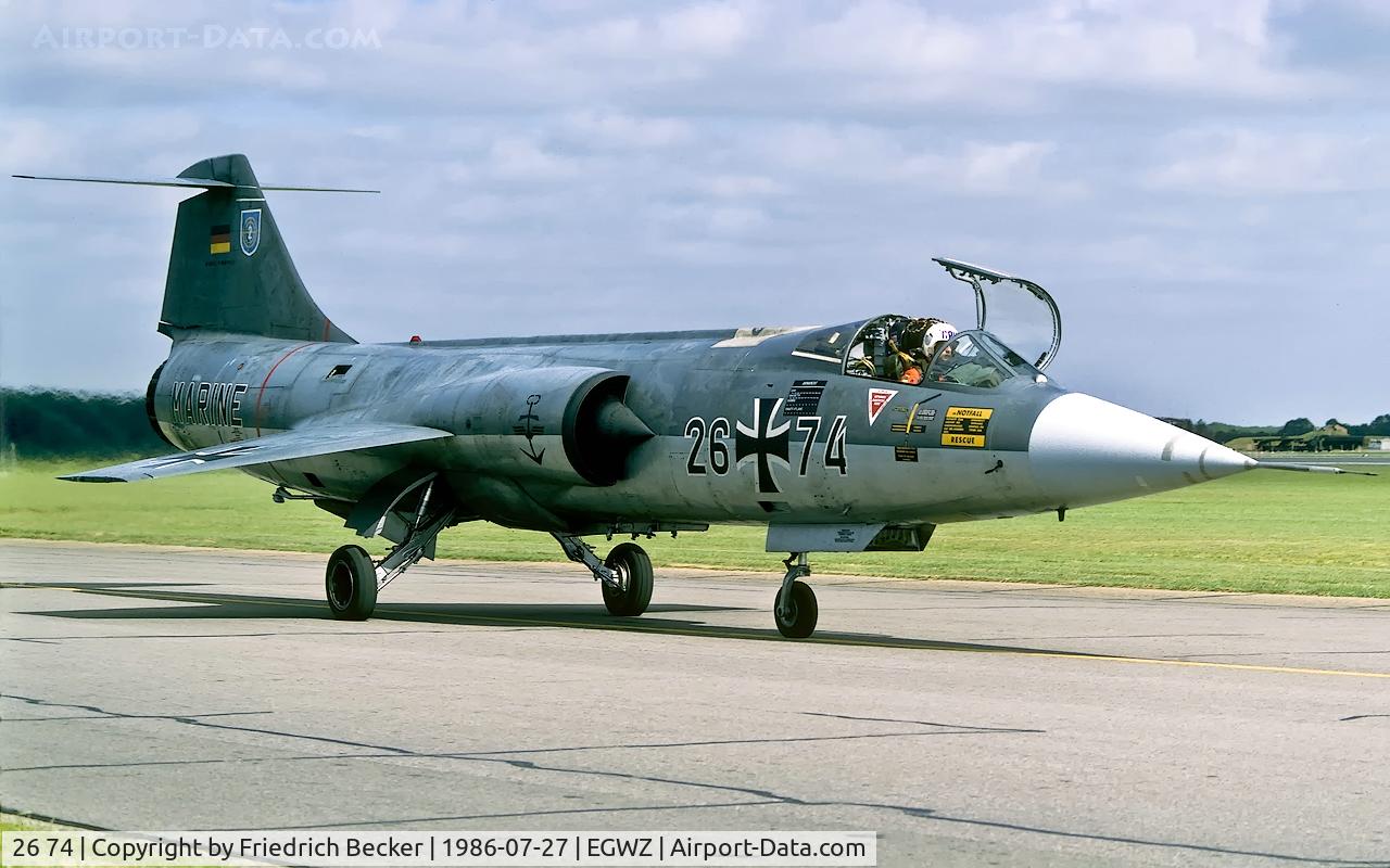 26 74, Lockheed F-104G Starfighter C/N 683-7420, taxying to the flightline