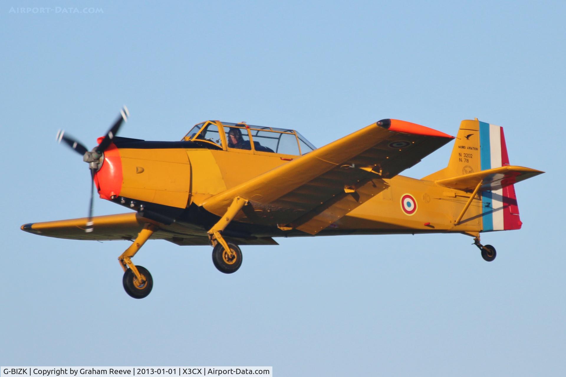 G-BIZK, 1962 Nord N3202B-1 Master C/N 78, Departing from Northrepps.