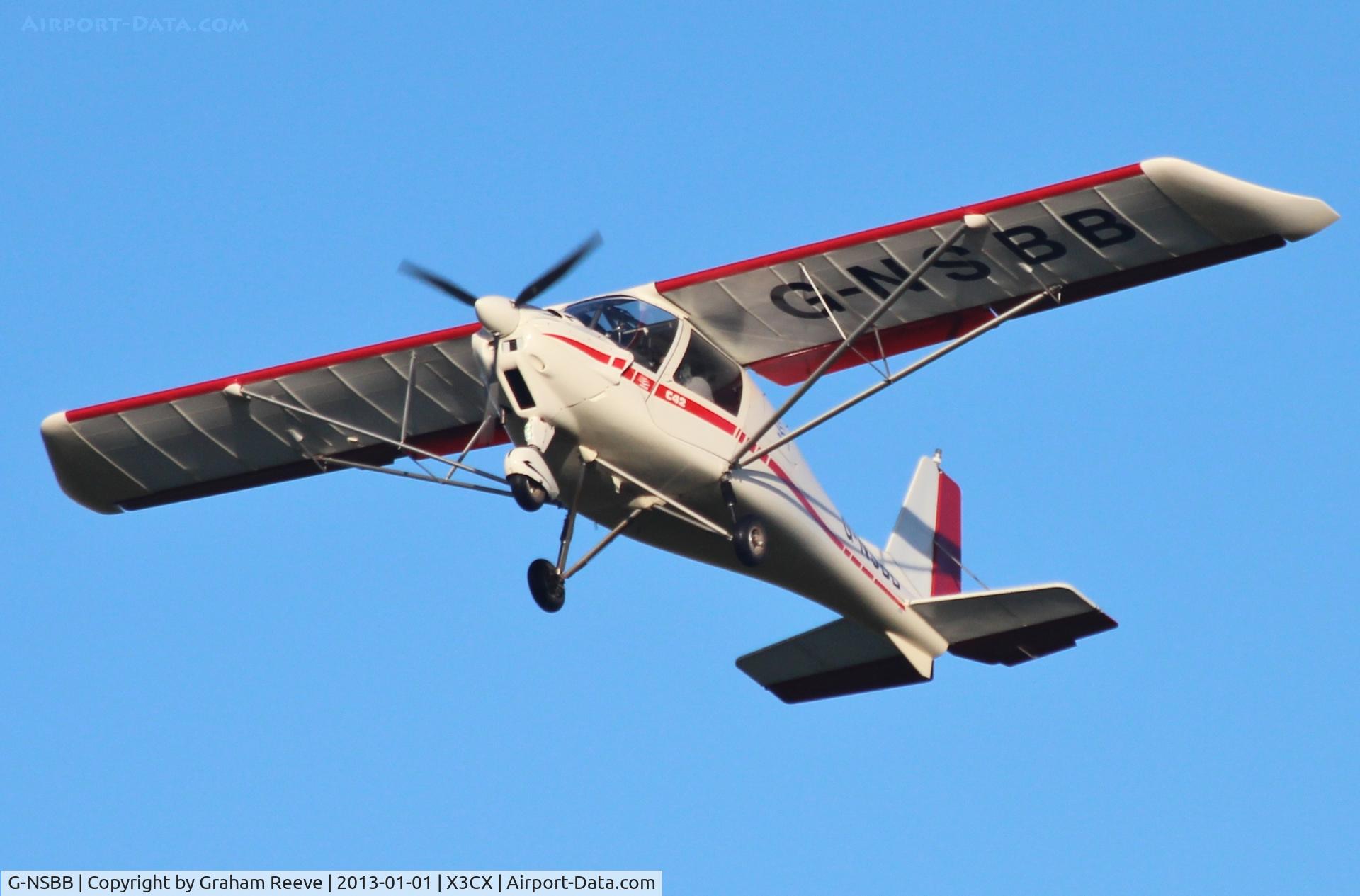 G-NSBB, 2004 Comco Ikarus C42 FB100 VLA C/N PFA 322-14162, Departing from Northrepps.