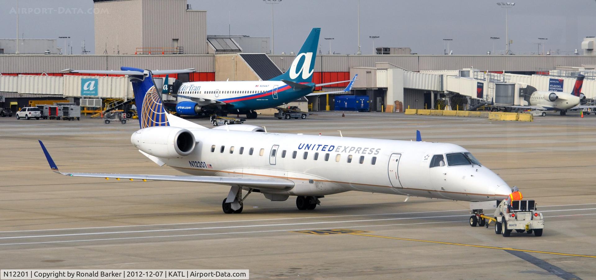 N12201, 2006 Embraer ERJ-145XR (EMB-145XR) C/N 14500959, Taxi Atlanta