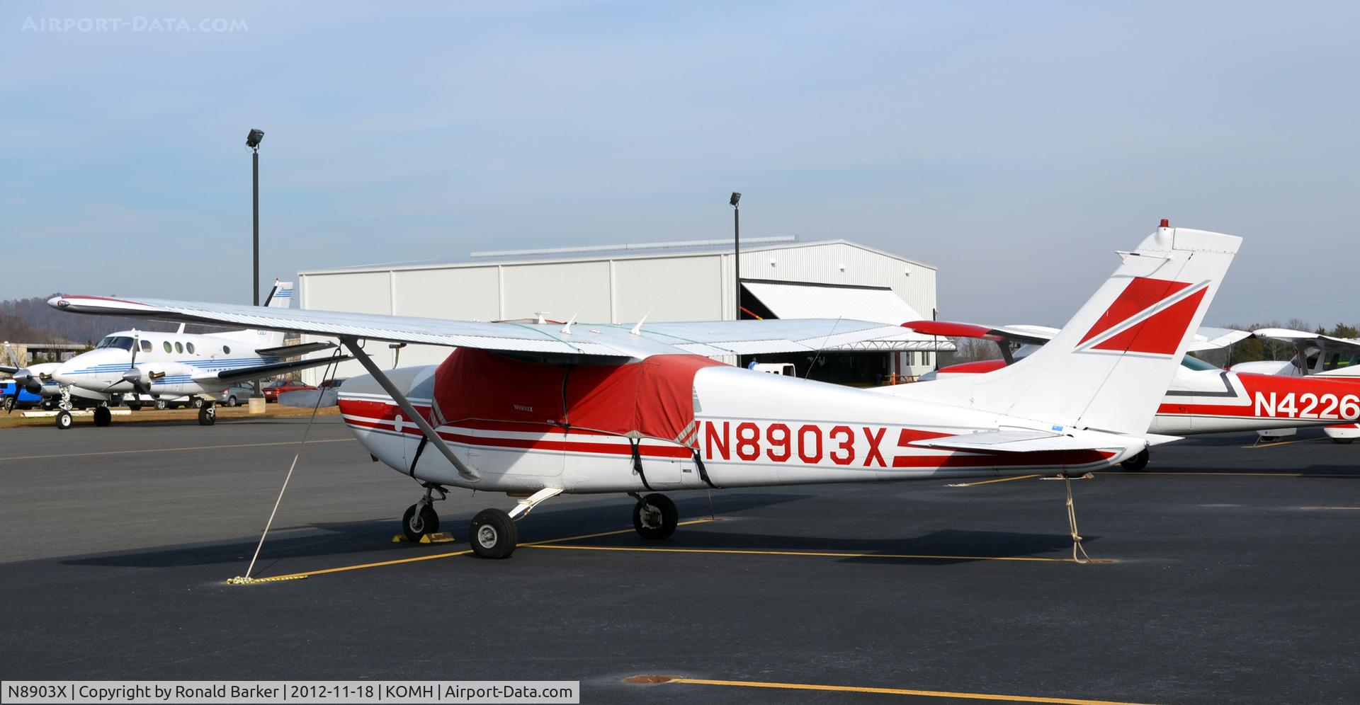 N8903X, 1961 Cessna 182D Skylane C/N 18253303, Orange