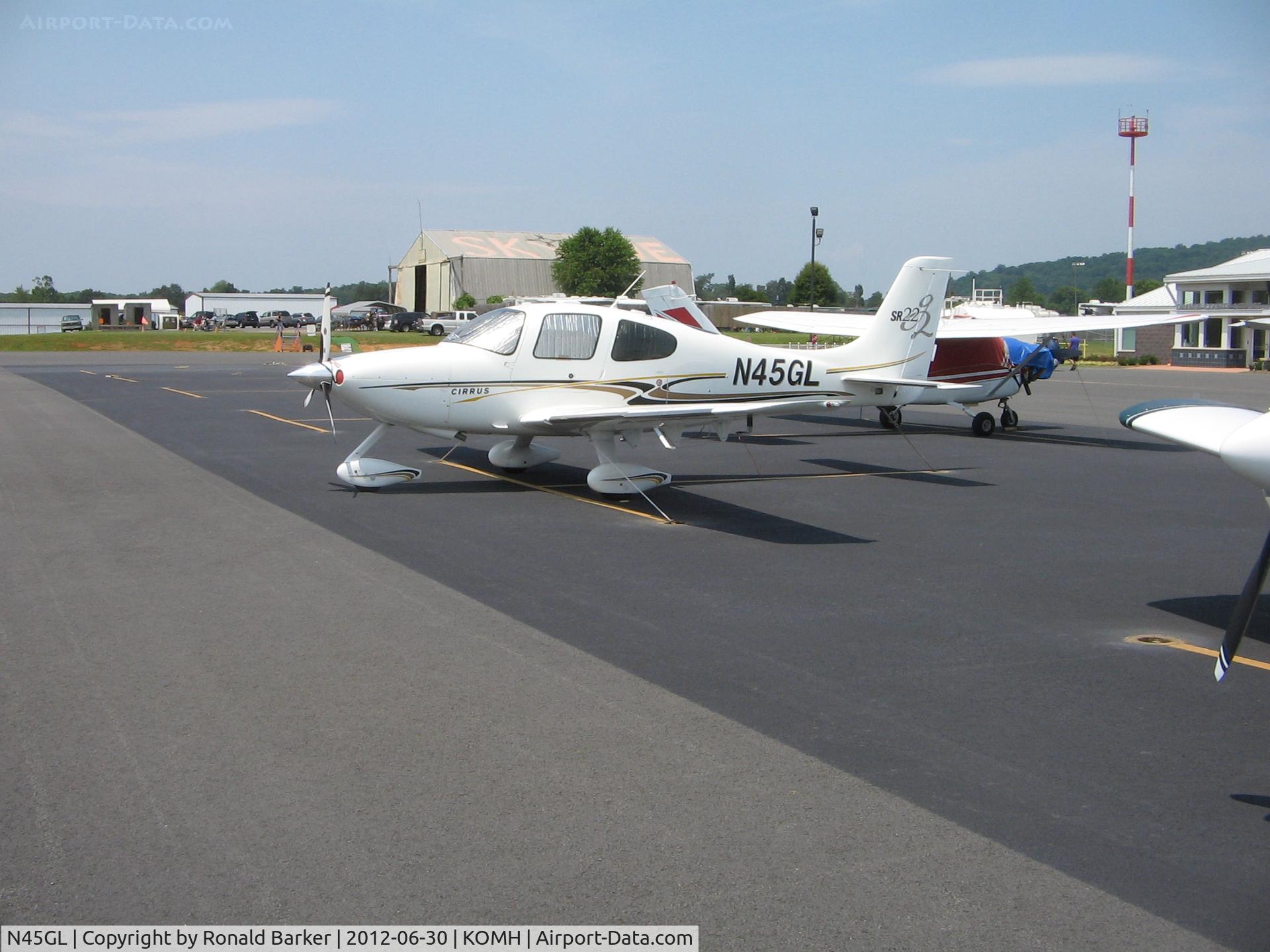 N45GL, 2006 Cirrus SR22 G2 C/N 1870, Orange