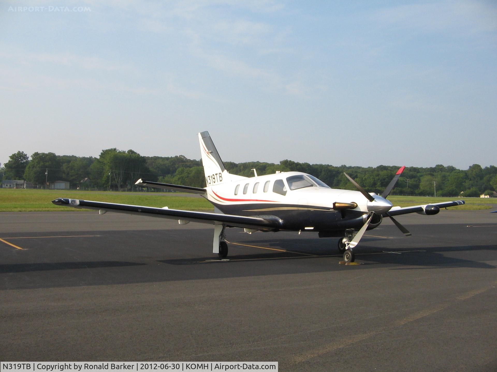 N319TB, 2005 Socata TBM-700 C/N 319, Orange