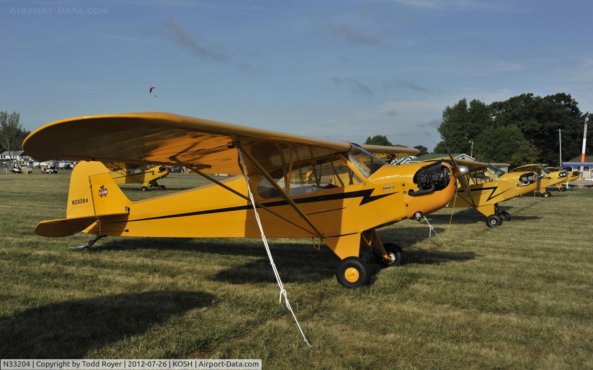 N33204, 1940 Piper J3F-65 C/N 5910, Airventure 2012
