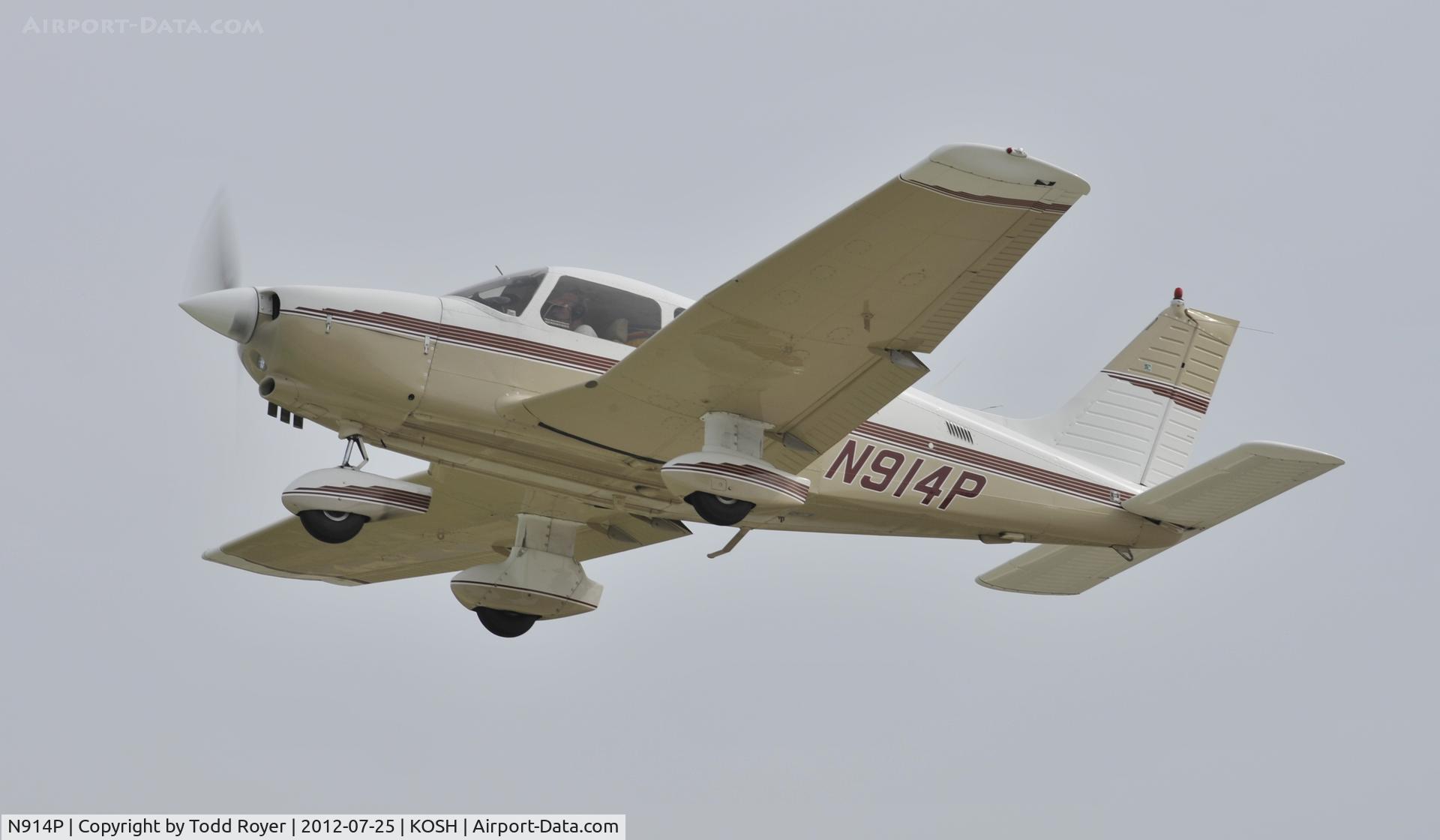 N914P, 1983 Piper PA-28-236 Dakota C/N 28-8311015, Airventure 2012
