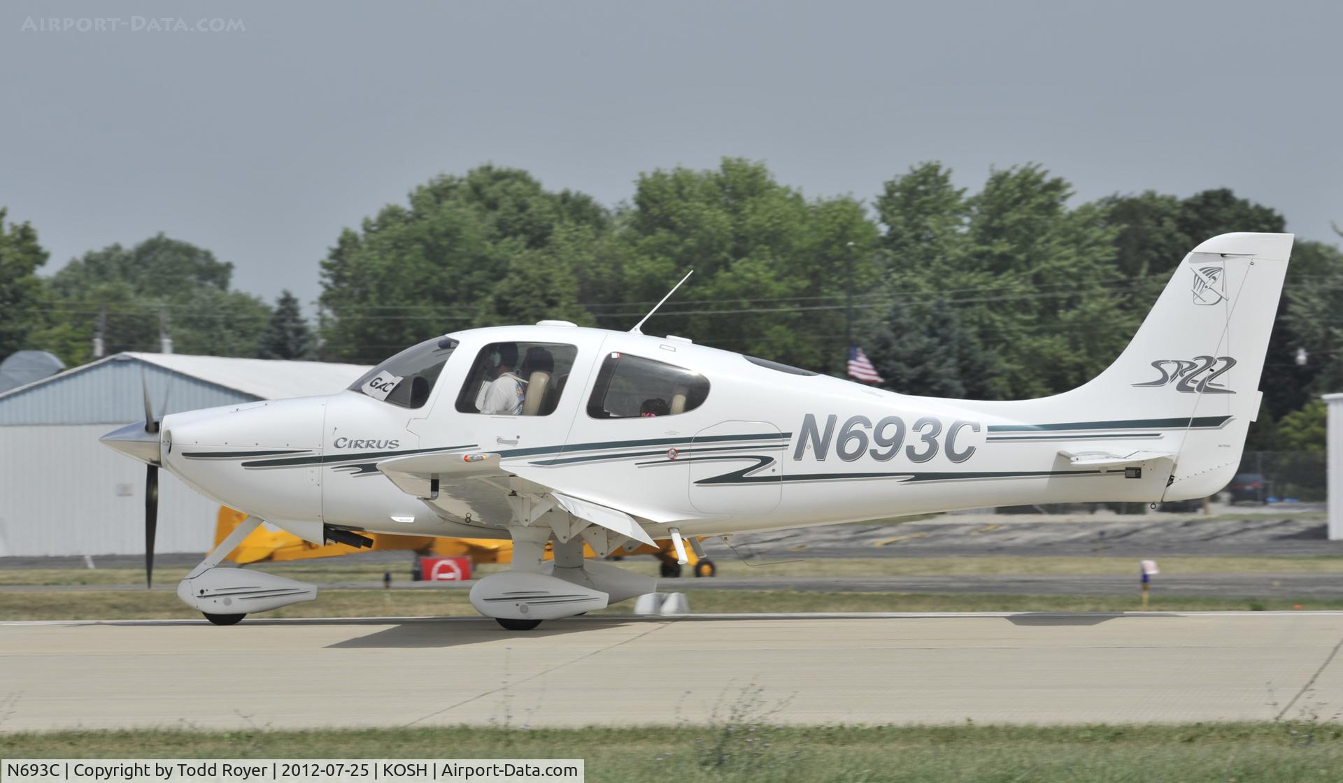 N693C, 2002 Cirrus SR22 C/N 0438, Airventure 2012