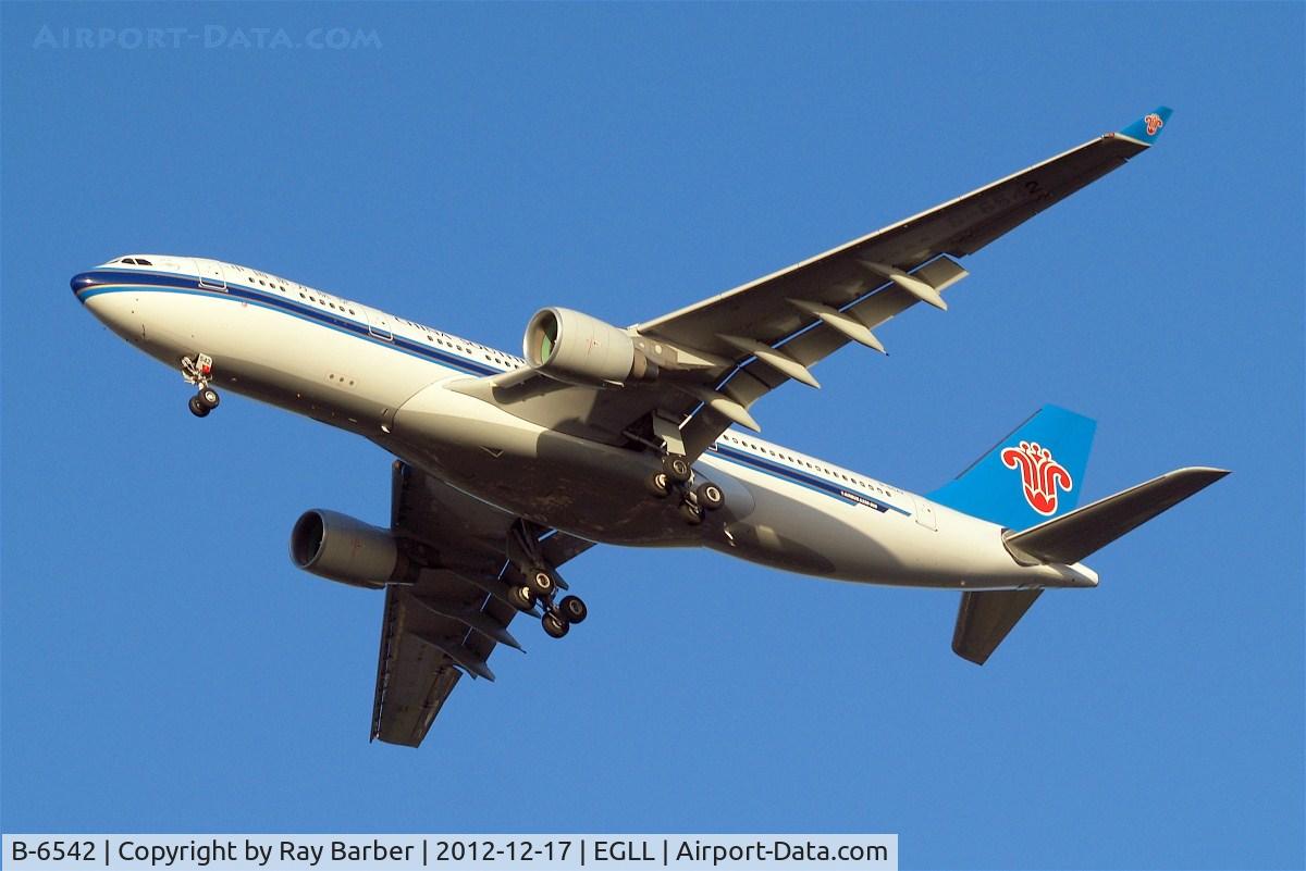 B-6542, 2012 Airbus A330-223 C/N 1297, Airbus A330-223 [1297] (China Southern Airlines) Home~G 17/12/2012