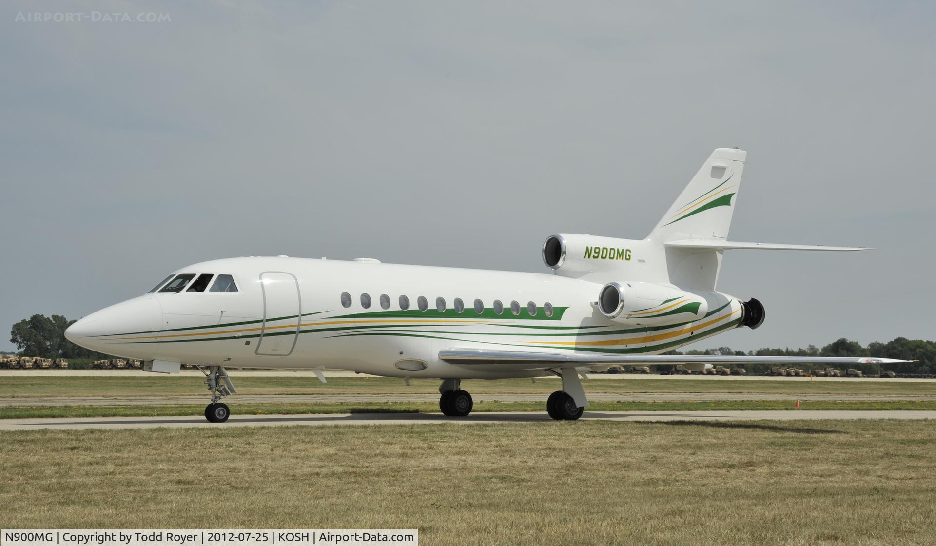 N900MG, 1988 Dassault-Breguet Falcon (Mystere) 900 C/N 67, Airventure 2012