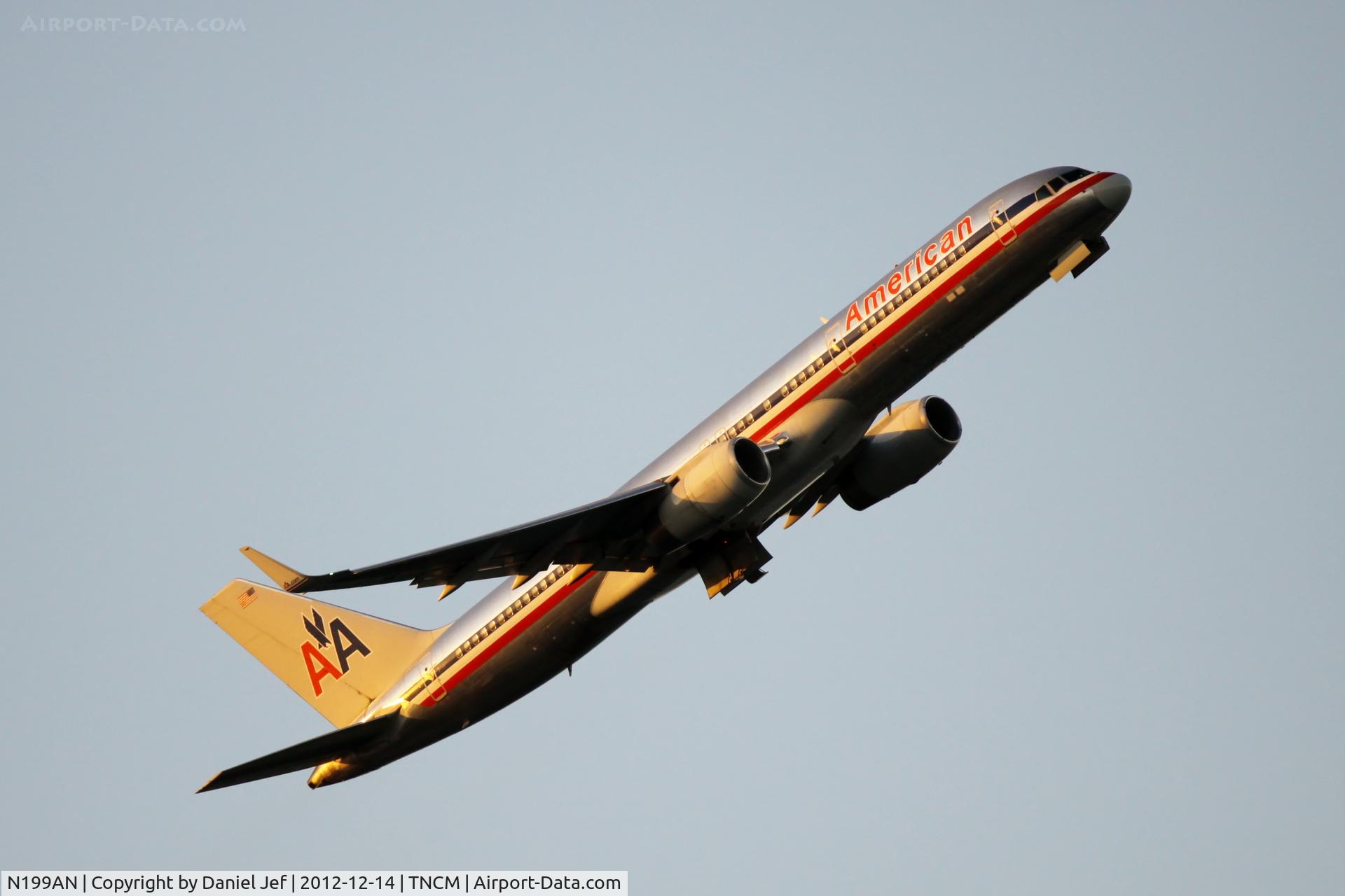 N199AN, 2001 Boeing 757-223 C/N 32393, N199AN