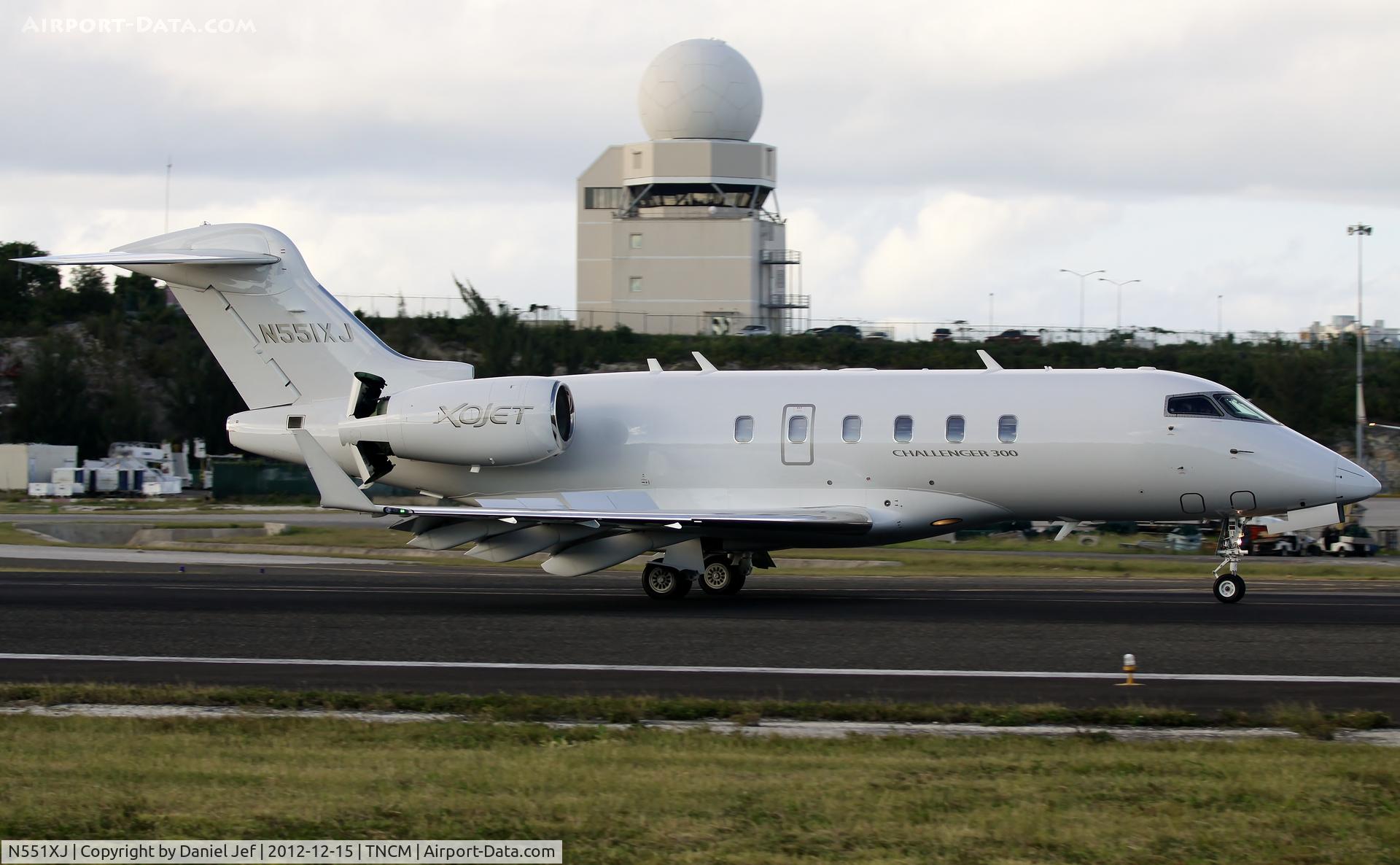 N551XJ, 2011 Bombardier Challenger 300 (BD-100-1A10) C/N 20324, N551XJ