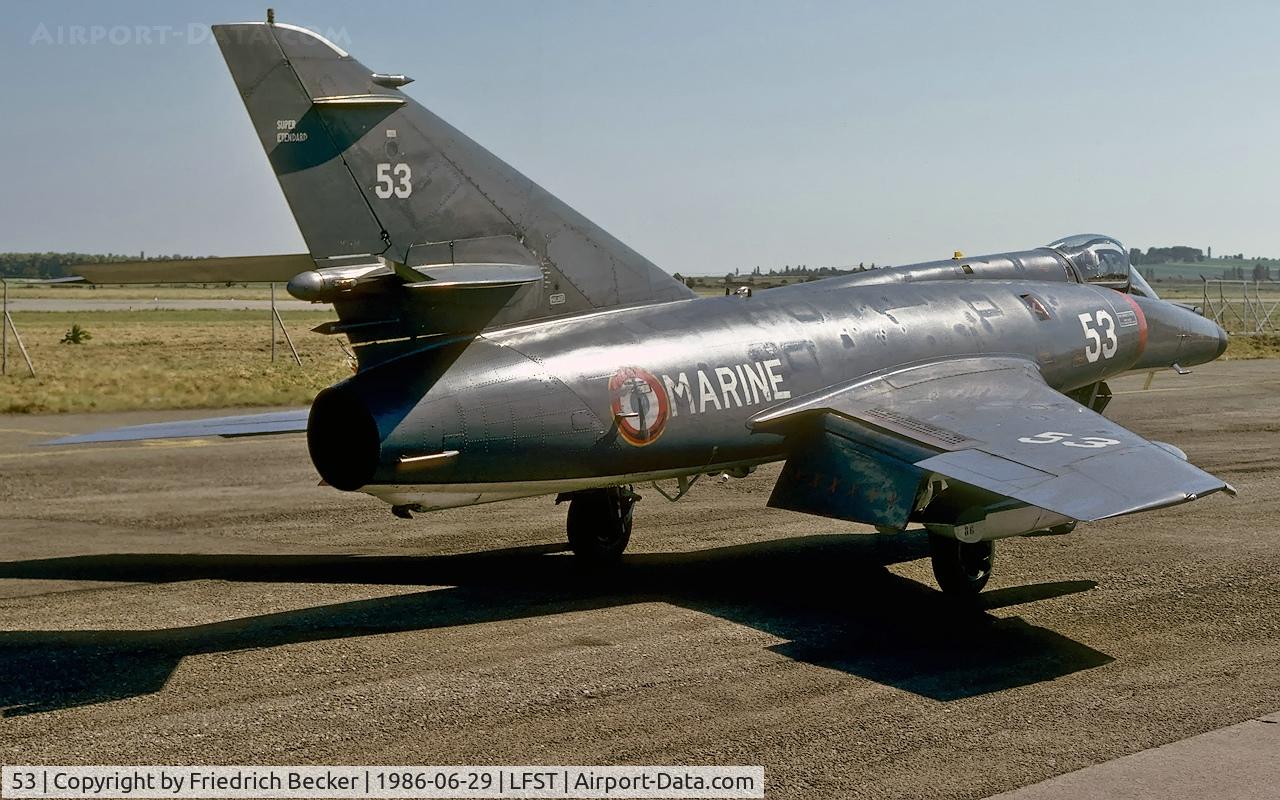 53, Dassault Super Etendard C/N 59, taxying to the active