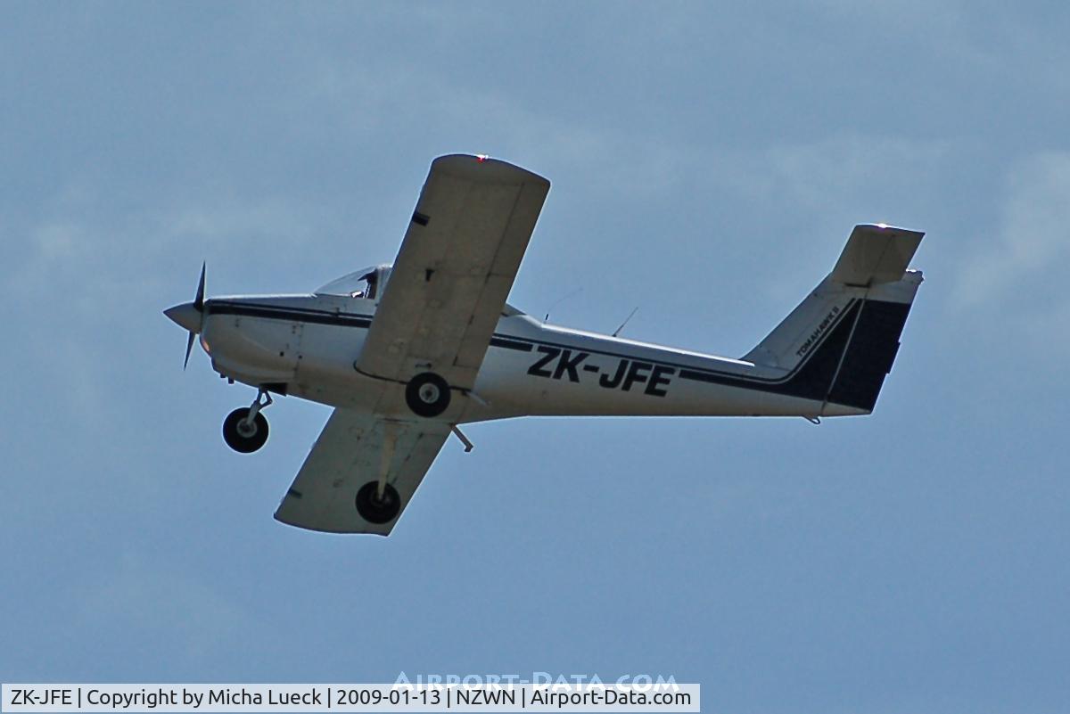 ZK-JFE, Piper PA-38-112 Tomahawk Tomahawk C/N 38-78A0568, At Wellington