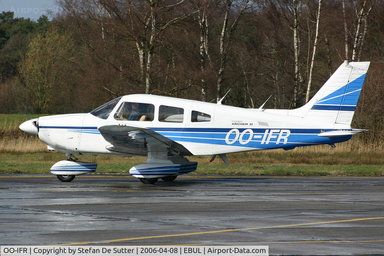 OO-IFR, 1985 Piper PA-28-181 Archer II C/N 28-8590056, Returning from a flight to Koksijde.