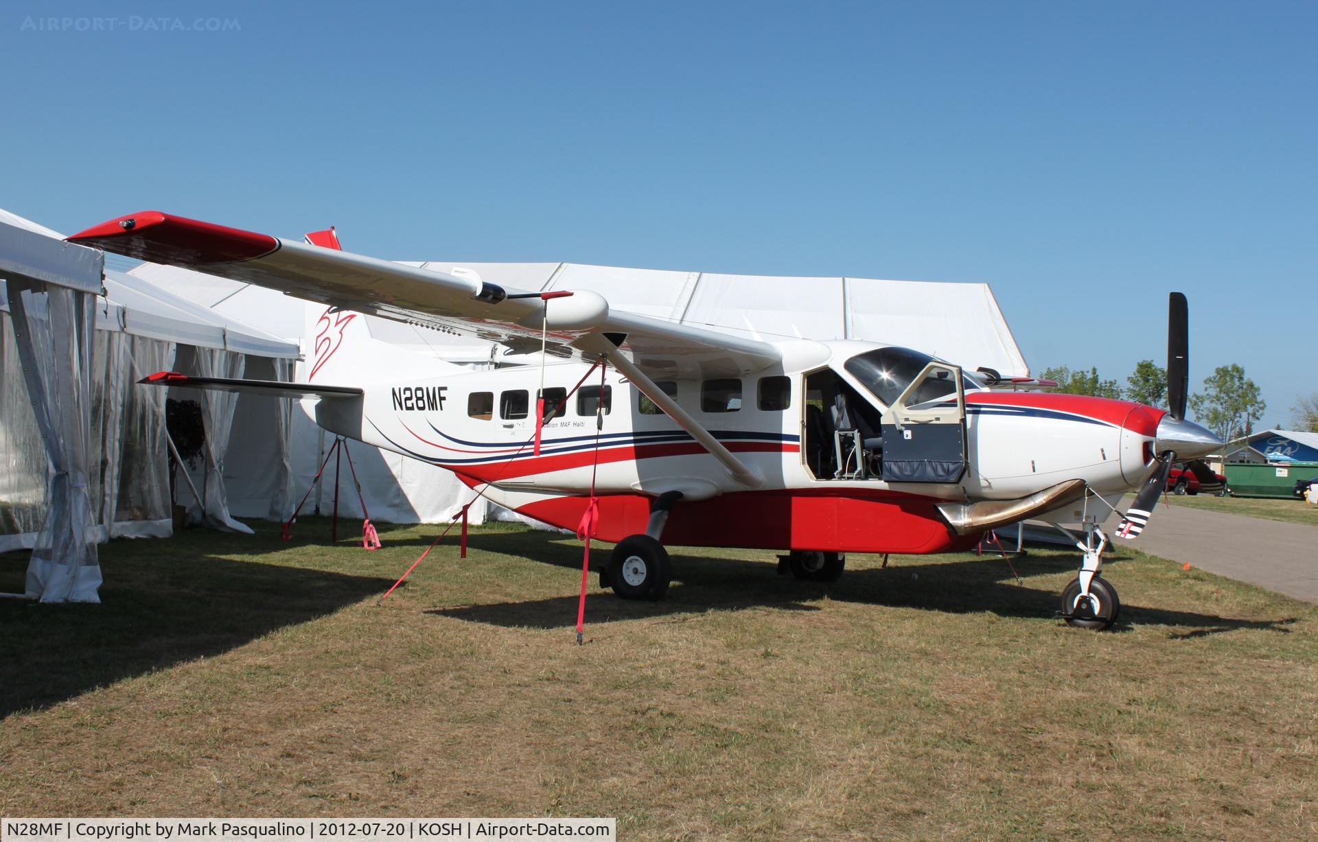 N28MF, 1997 Cessna 208B C/N 208b-0618, Cessna 208B