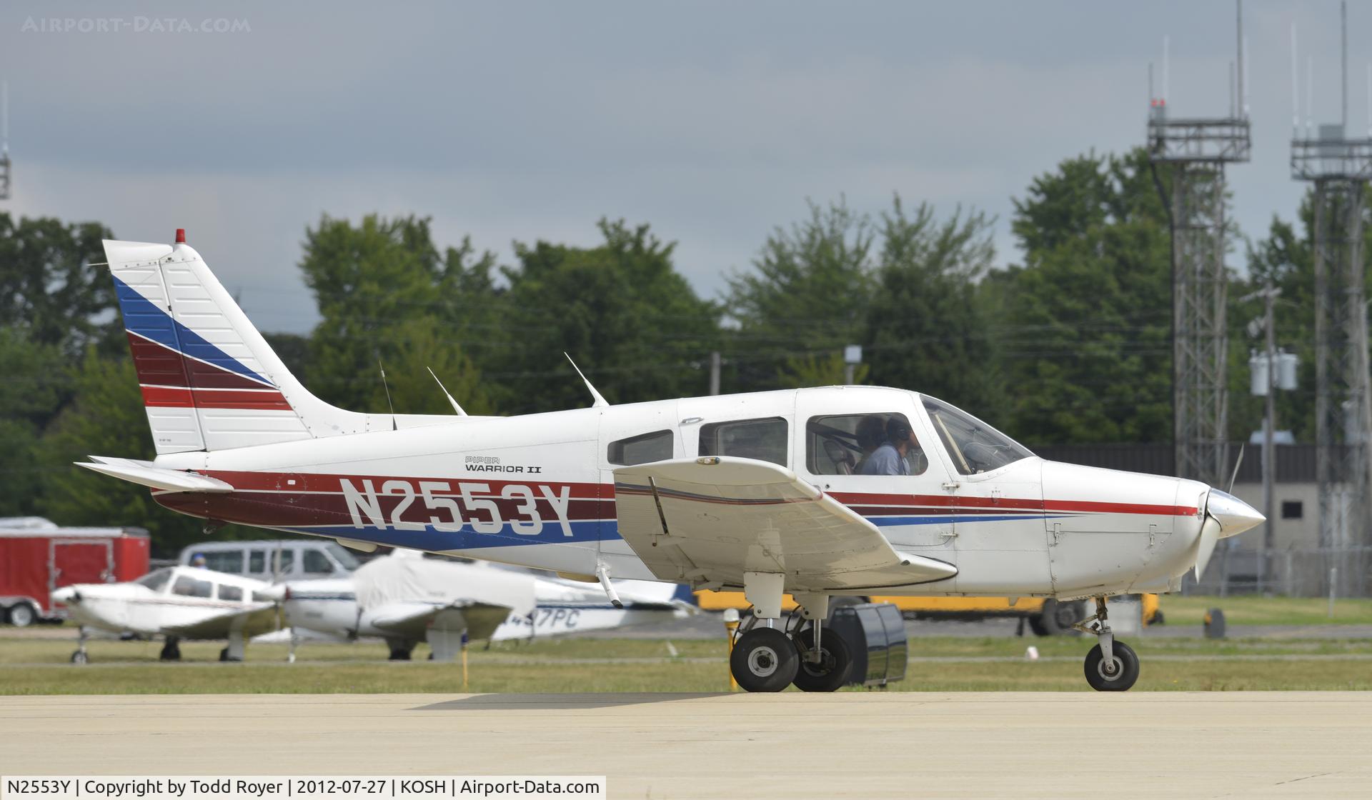 N2553Y, 1985 Piper PA-28-161 C/N 28-8516079, Airventure 2012