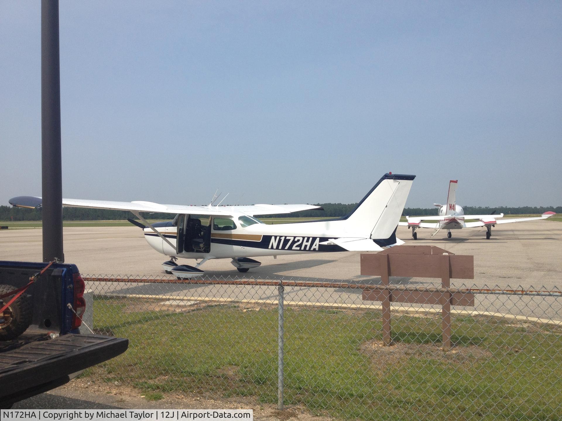 N172HA, 1959 Beech K35 Bonanza C/N D-6134, The aircraft parked at 12J.