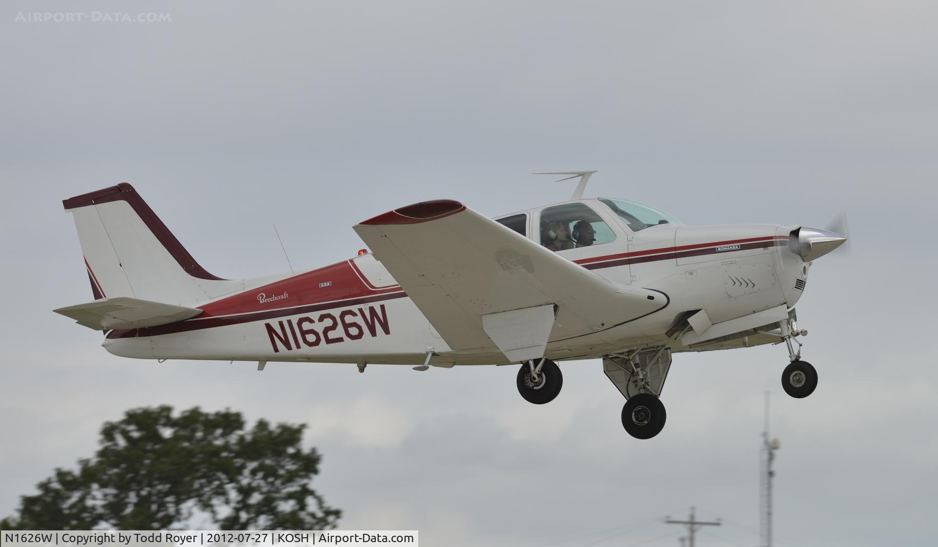 N1626W, 1972 Beech G33 Bonanza C/N CD-1294, Airventure 2012