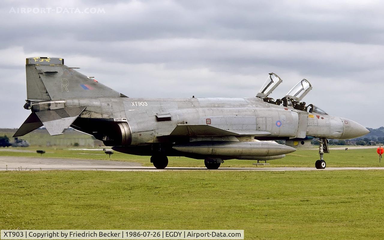 XT903, 1968 McDonnell Douglas Phantom FGR2 C/N 2592/0013, taxying to the flightline