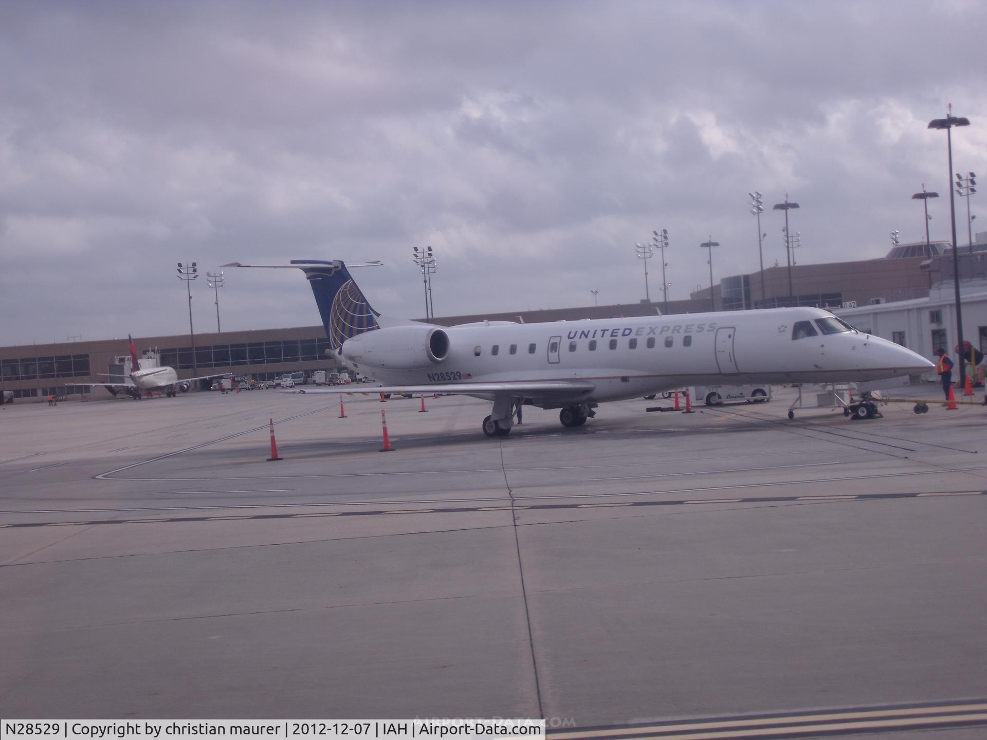 N28529, 2001 Embraer ERJ-135LR (EMB-135LR) C/N 145512, erj-135   ex midwest connect