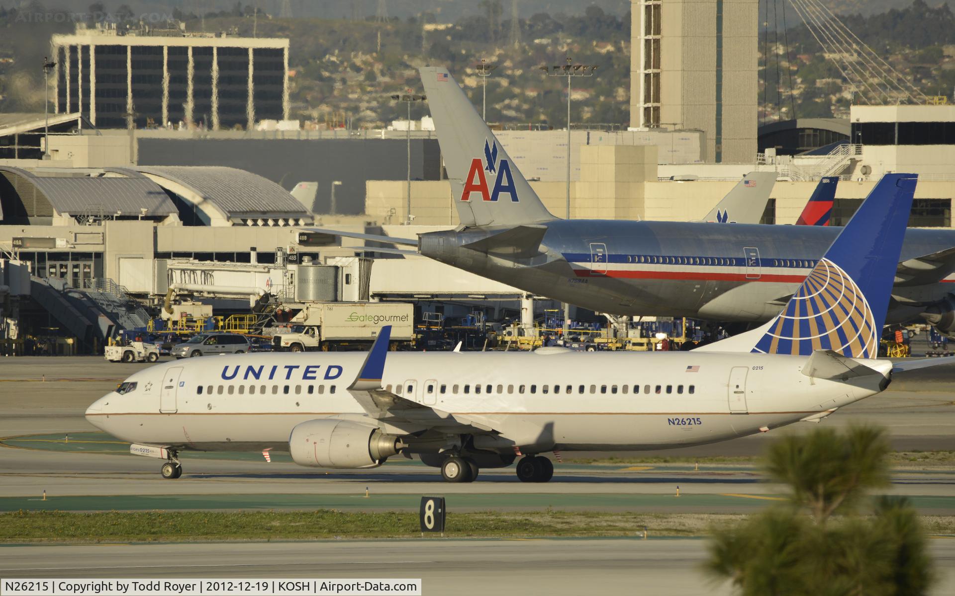N26215, 1998 Boeing 737-824 C/N 28775, Arrived at LAX on 25L