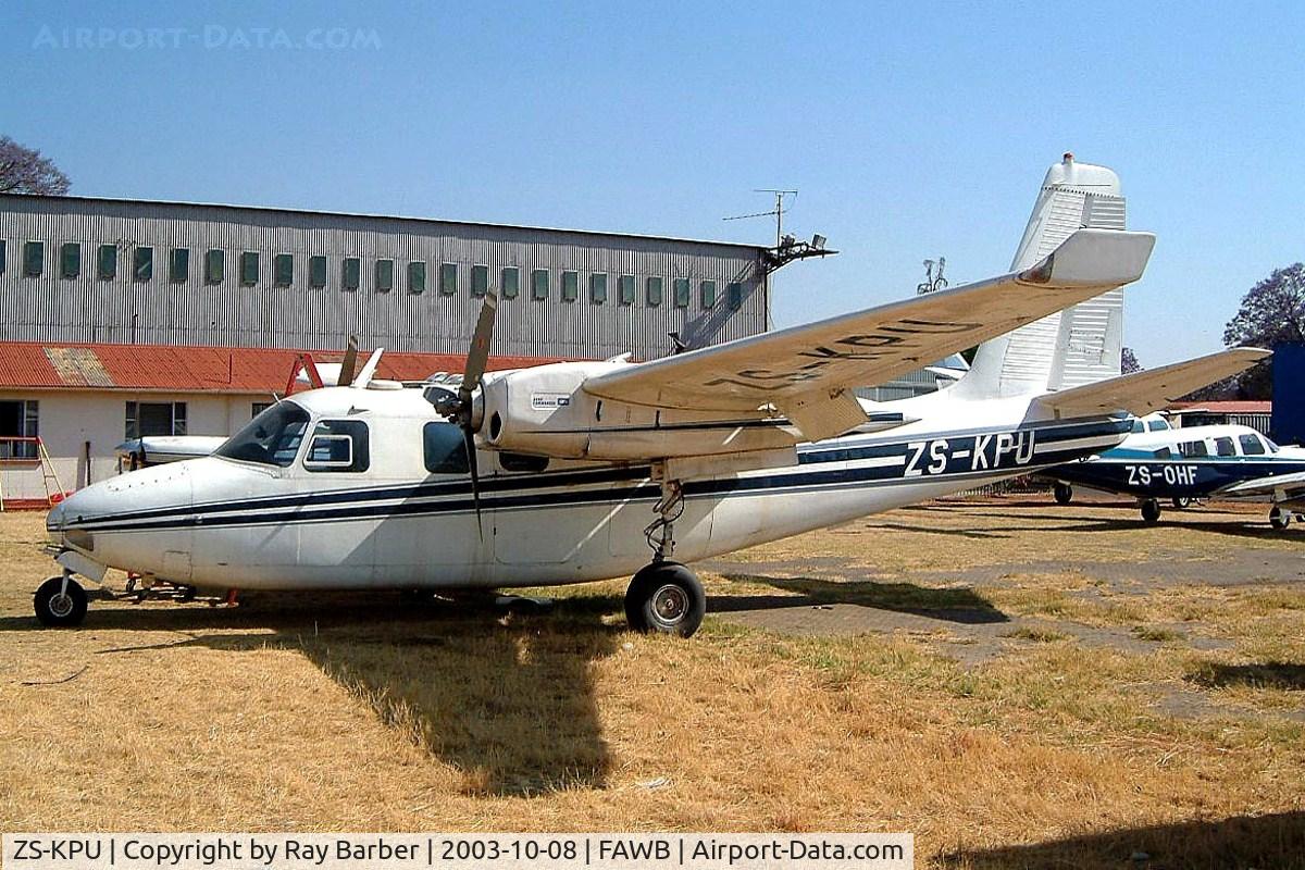 ZS-KPU, Aero Commander 500B Commander C/N 964-19, Aero Commander 500B [964-19] Pretoria-Wonderboom~ZS 08/10/2003