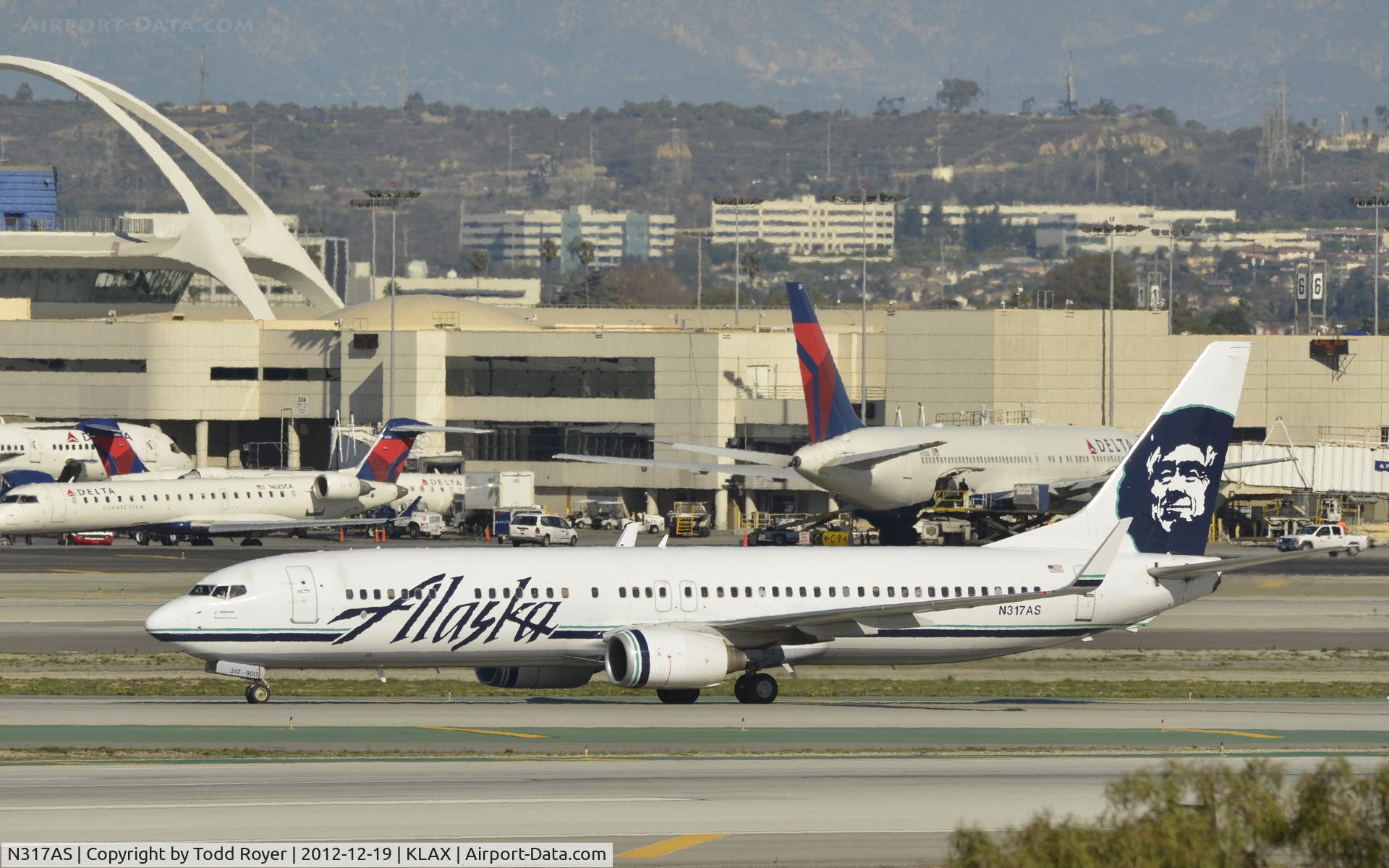N317AS, 2003 Boeing 737-990 C/N 30856, Arrived at LAX on 25L
