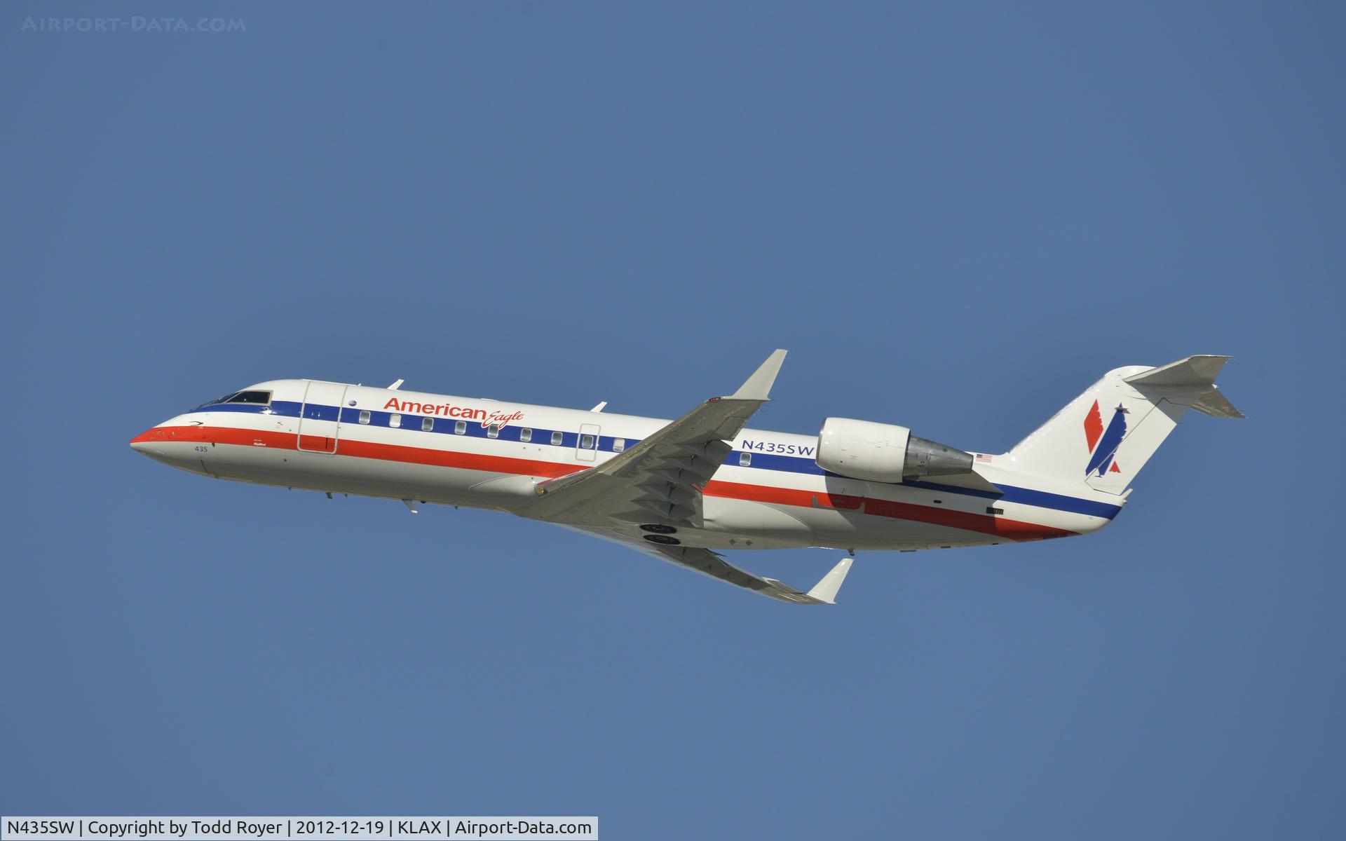 N435SW, 2001 Bombardier CRJ-200LR (CL-600-2B19) C/N 7555, Departing LAX
