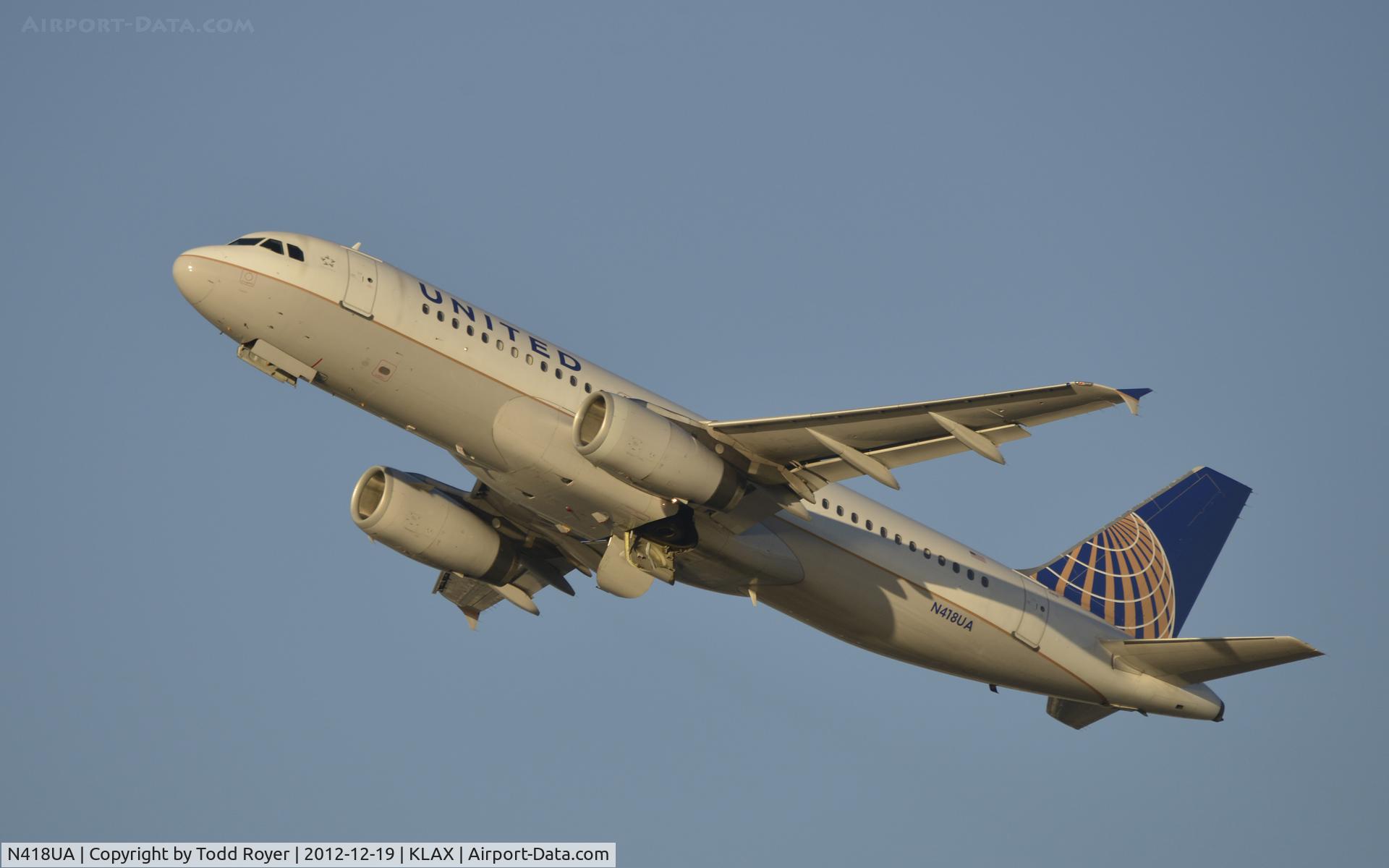 N418UA, 1994 Airbus A320-232 C/N 485, Departing LAX
