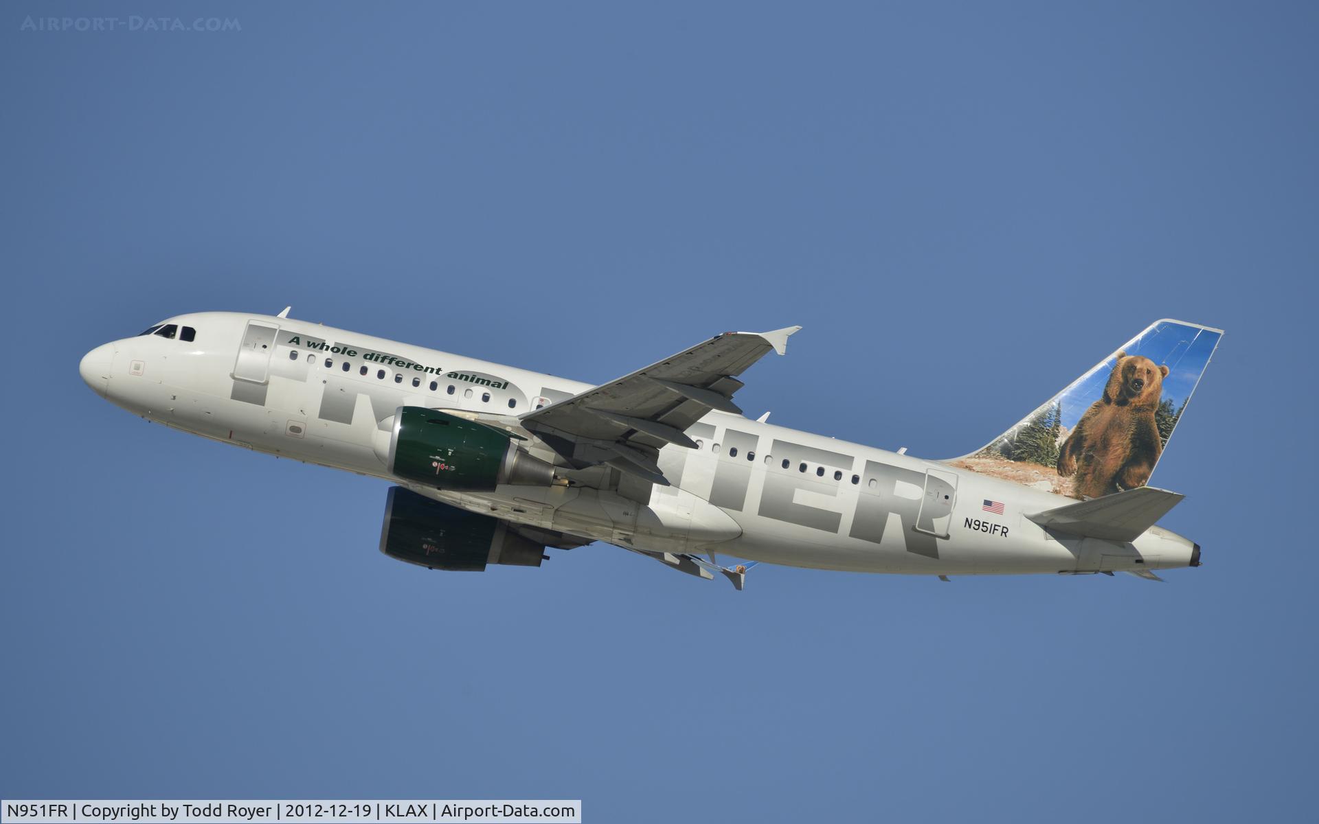 N951FR, 2009 Airbus A319-112 C/N 4127, Departing LAX