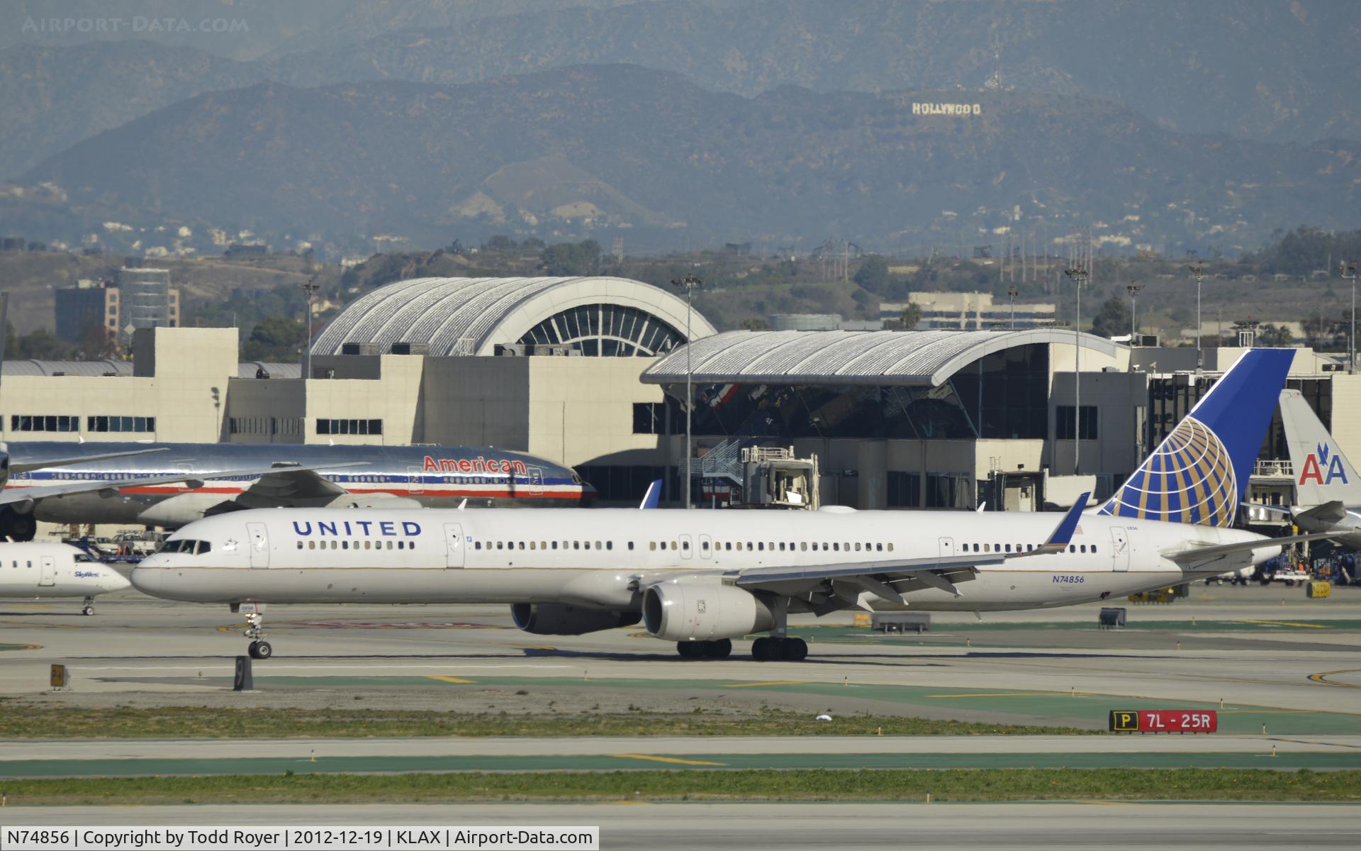 N74856, 2004 Boeing 757-324 C/N 32815, Arrived at LAX on 25L