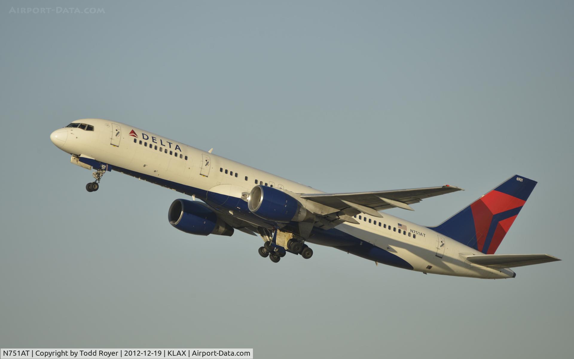 N751AT, 1984 Boeing 757-212 C/N 23125, Departing LAX