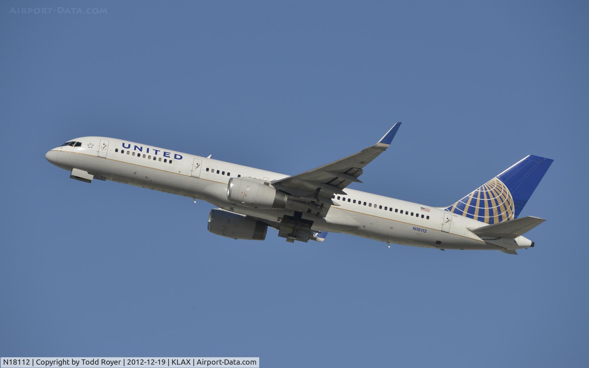 N18112, 1995 Boeing 757-224 C/N 27302, Departing LAX