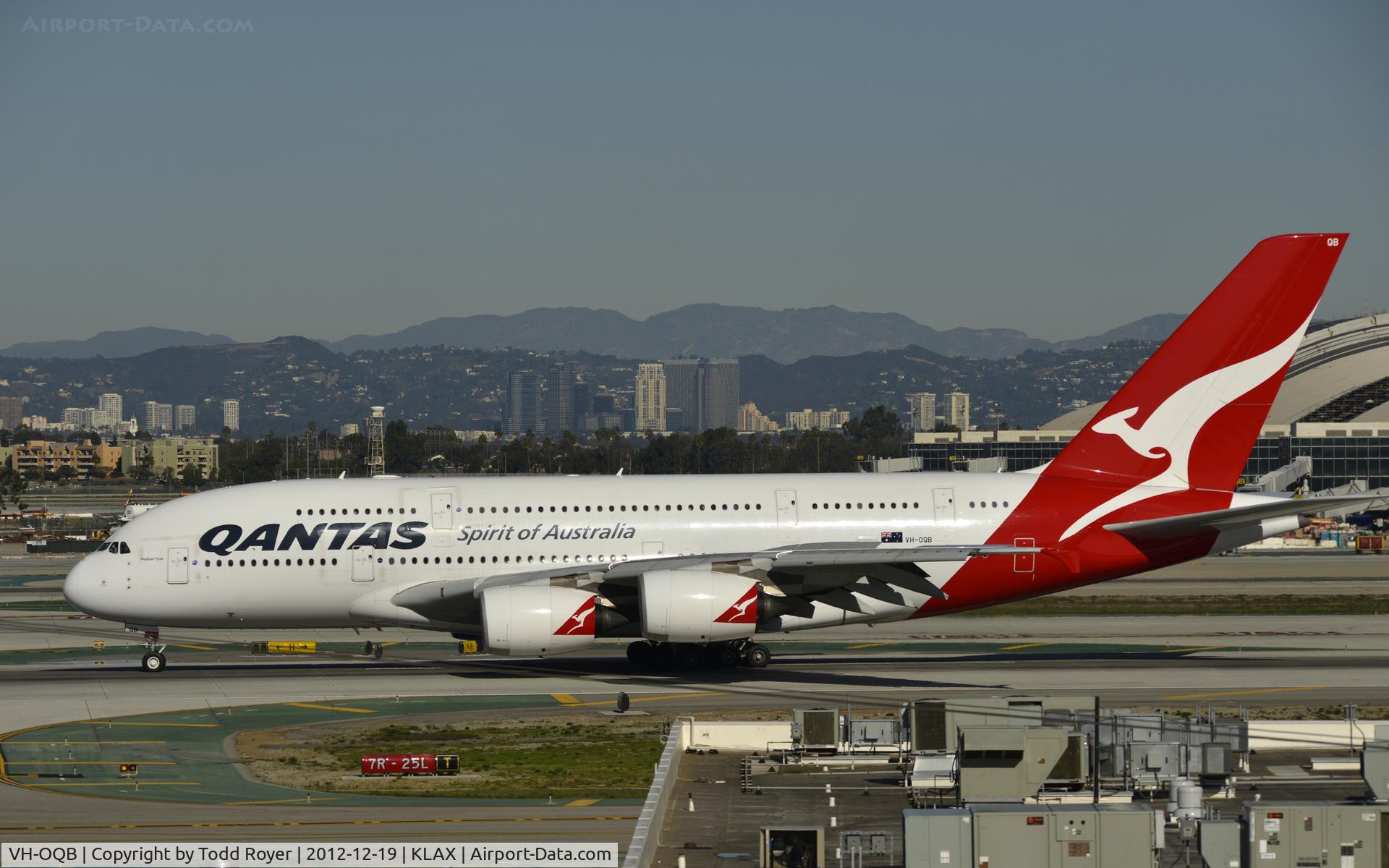 VH-OQB, 2008 Airbus A380-842 C/N 015, Arriving at LAX on 25L