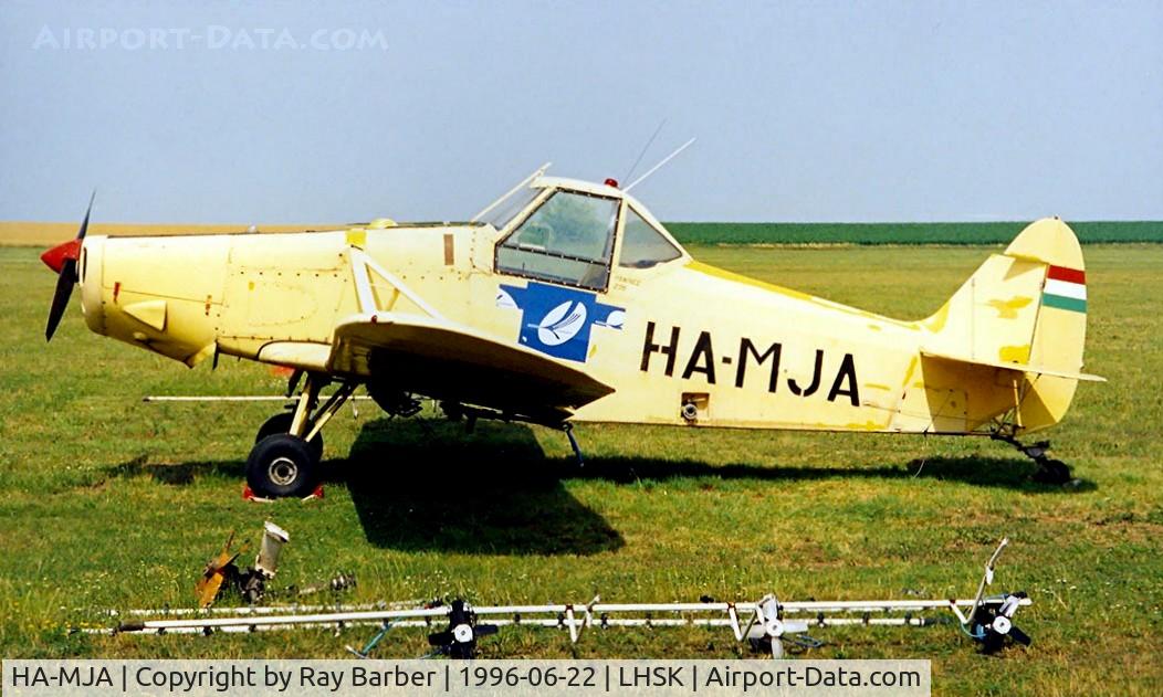 HA-MJA, 1963 Piper PA-25-235 Pawnee C/N 25-2908, Piper PA-25-235 Pawnee [25-2908] Siofok~HA 22/06/1996