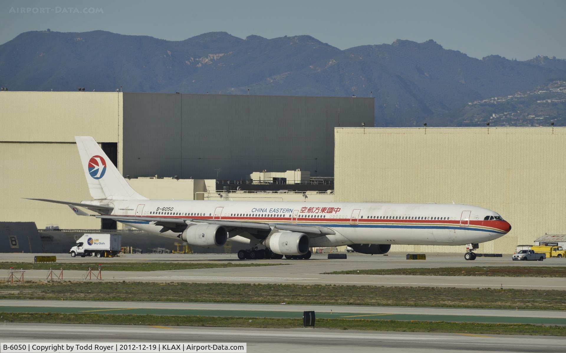 B-6050, 2002 Airbus A340-642 C/N 468, Taxiing for departure