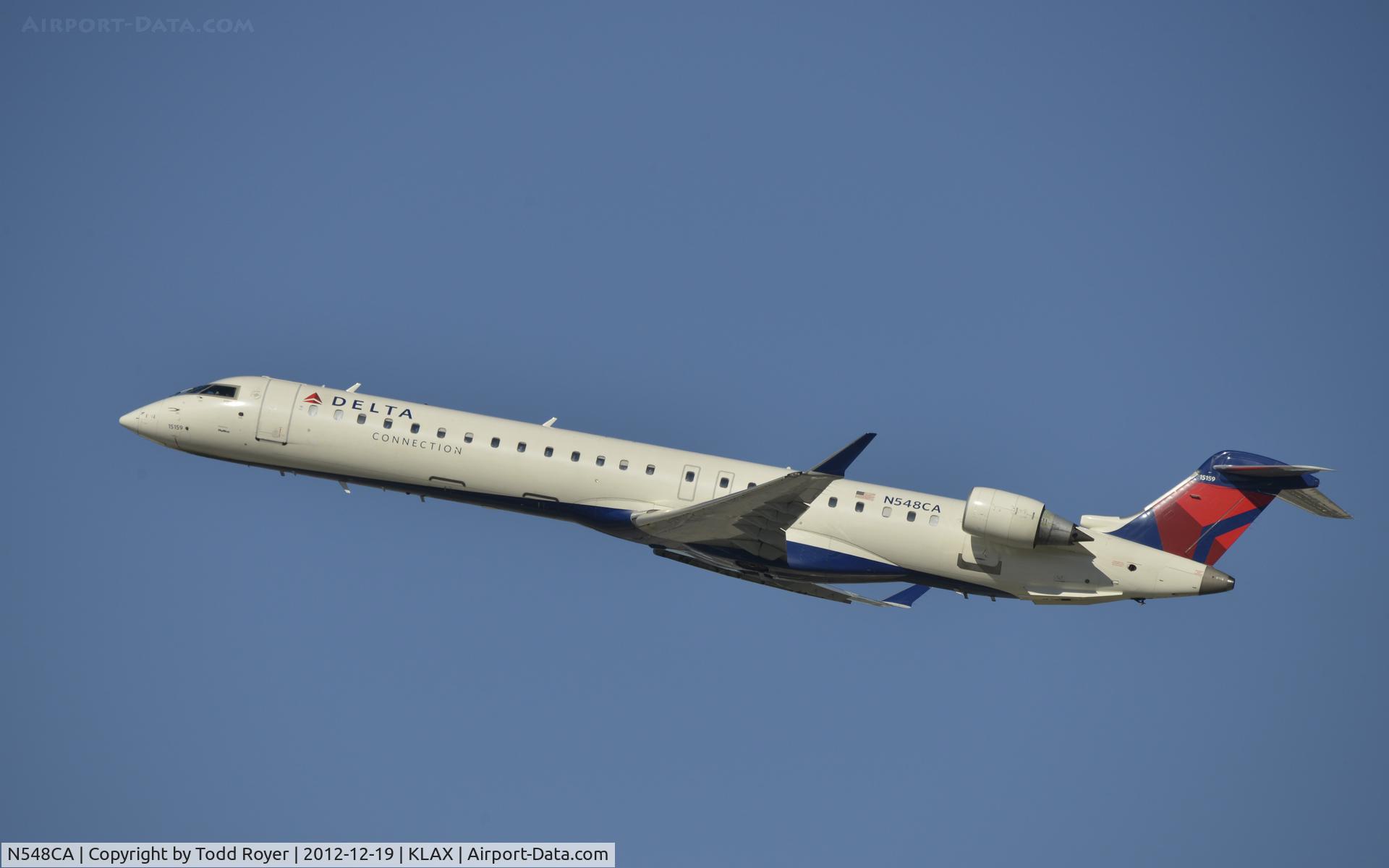 N548CA, 2008 Bombardier CRJ-900ER (CL-600-2D24) C/N 15159, Departing LAX