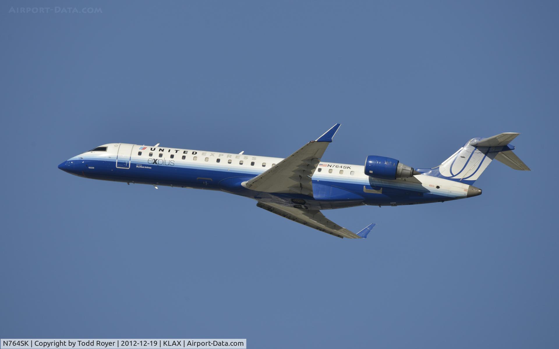 N764SK, 2005 Canadair CRJ-700 (CL-600-2C10) Regional Jet C/N 10229, Departing LAX