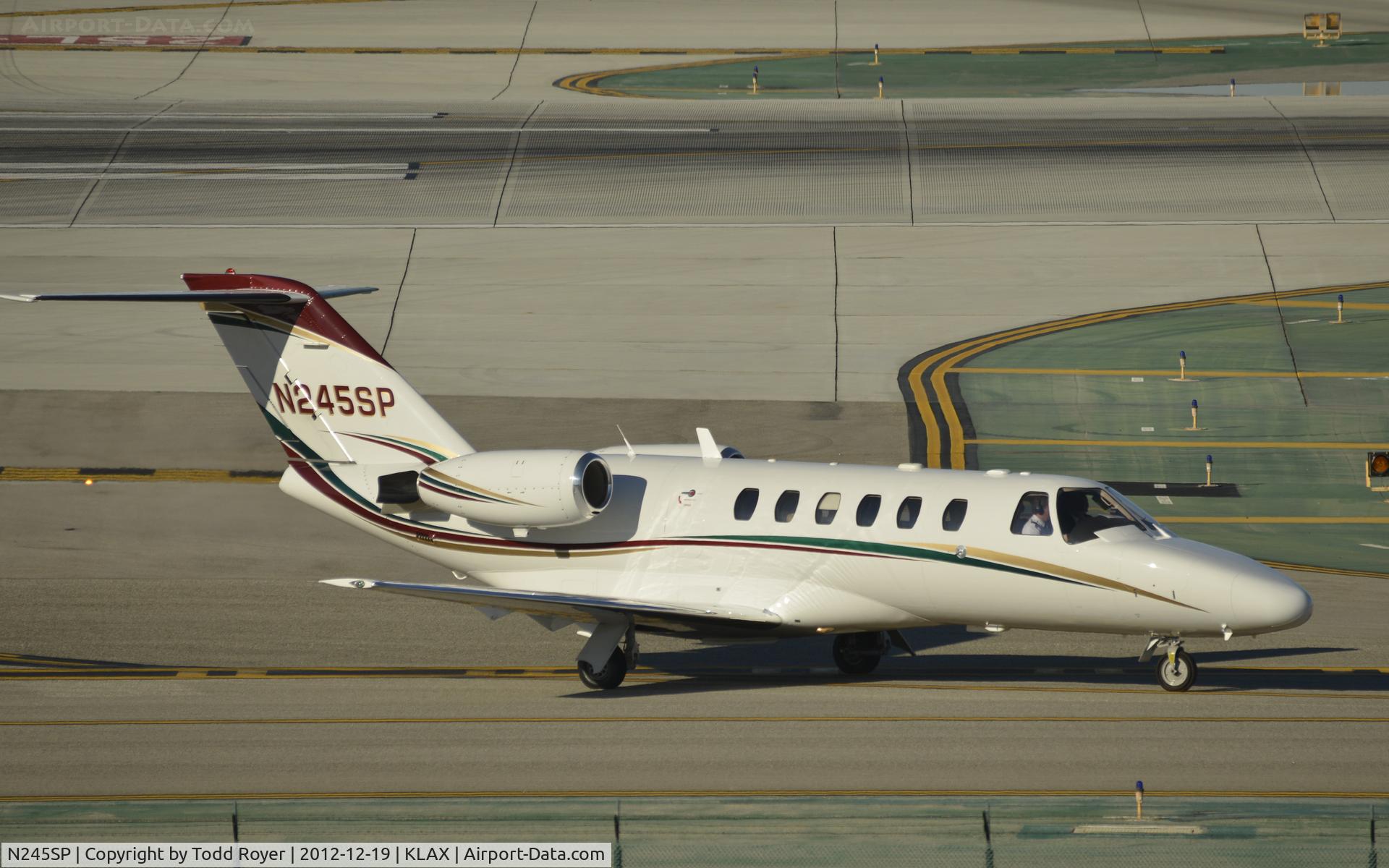 N245SP, 2000 Cessna 525A CitationJet CJ2 C/N 525A0006, Taxiing to parking