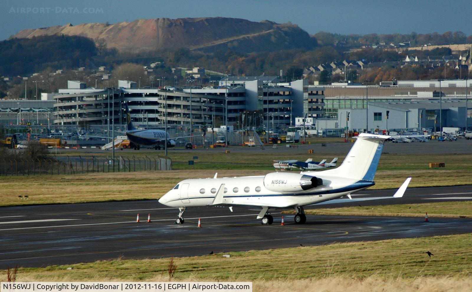 N156WJ, 1998 Gulfstream Aerospace G-IV C/N 1347, Sitting at Block 30 in Winter sunshine