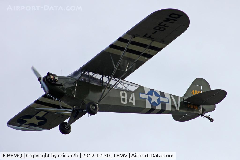 F-BFMQ, 1944 Piper L-4J Grasshopper (J3C-65D) C/N 12527, Landing