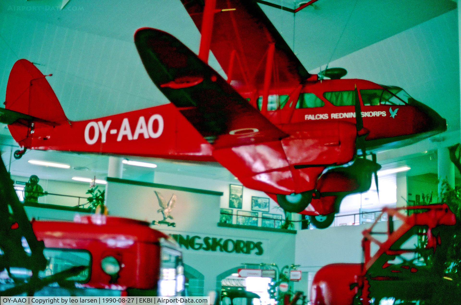 OY-AAO, De Havilland DH-89A Dominie/Dragon Rapide C/N 6775, Mobillium Museum Billund Denmark 27.8.90