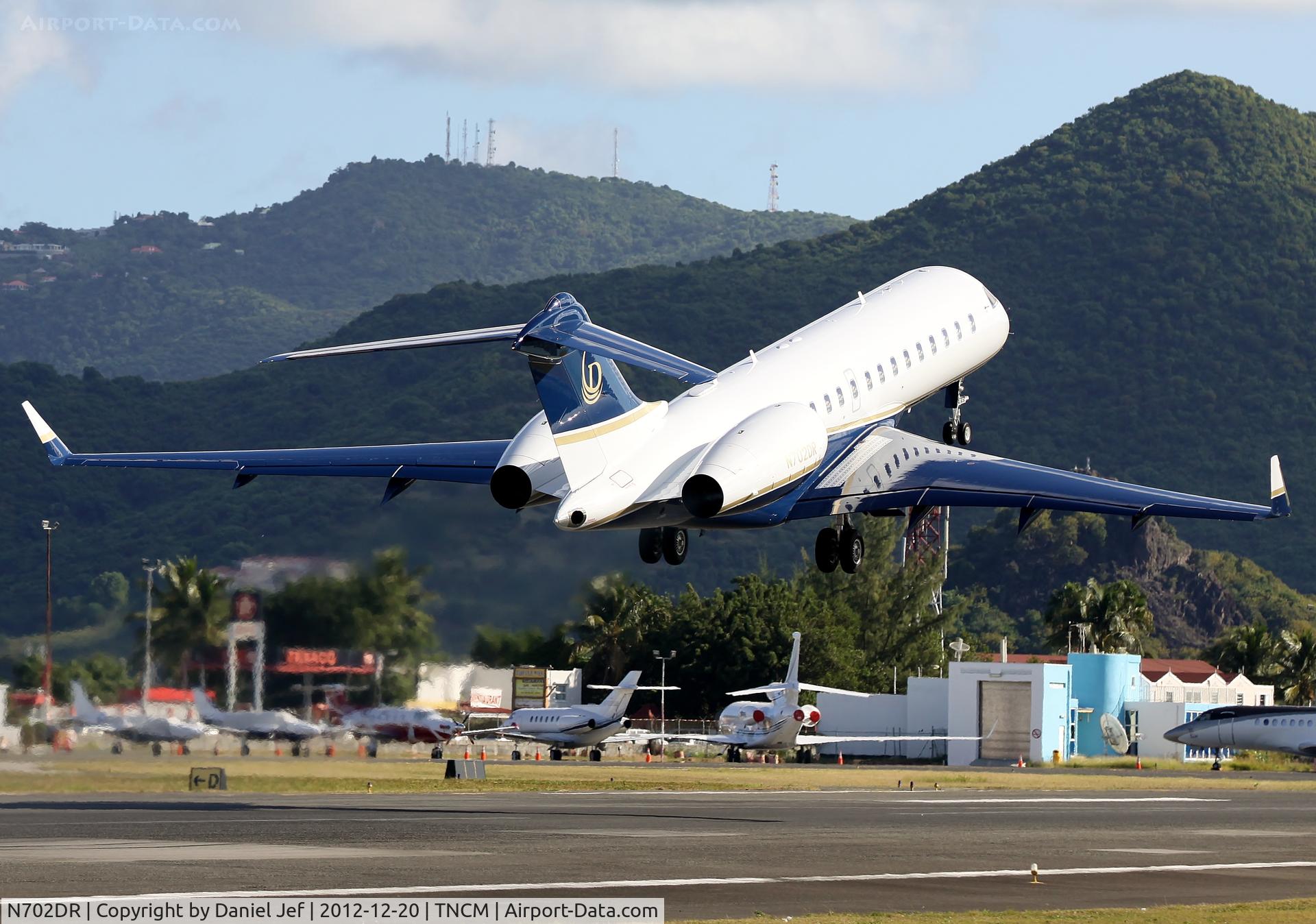N702DR, 2005 Embraer EMB-135BJ Legacy C/N 14500925, N702DR