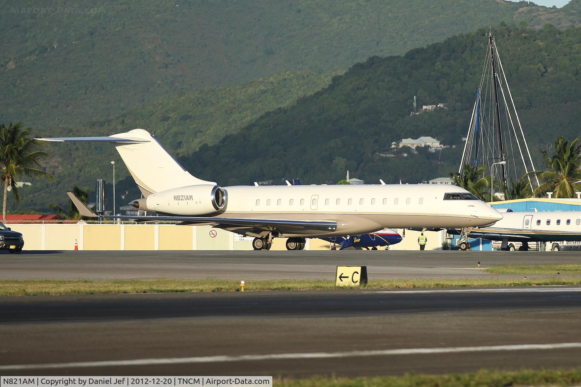 N821AM, 2005 Bombardier BD-700-1A10 Global Express C/N 9183, N821AM