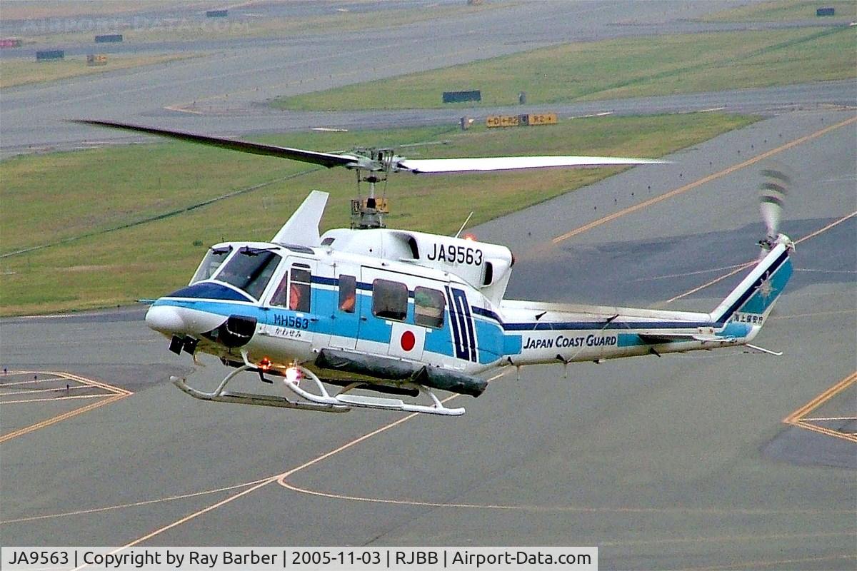 JA9563, Bell 212 C/N 31184, Bell 212 [31184] (Japan Coast Guard) Osaka-Kansai International~JA 03/11/2005