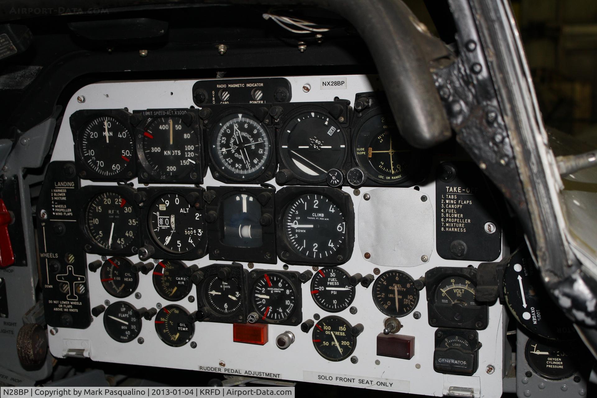 N28BP, 1955 North American T-28B C/N 219-40, North American T-28B