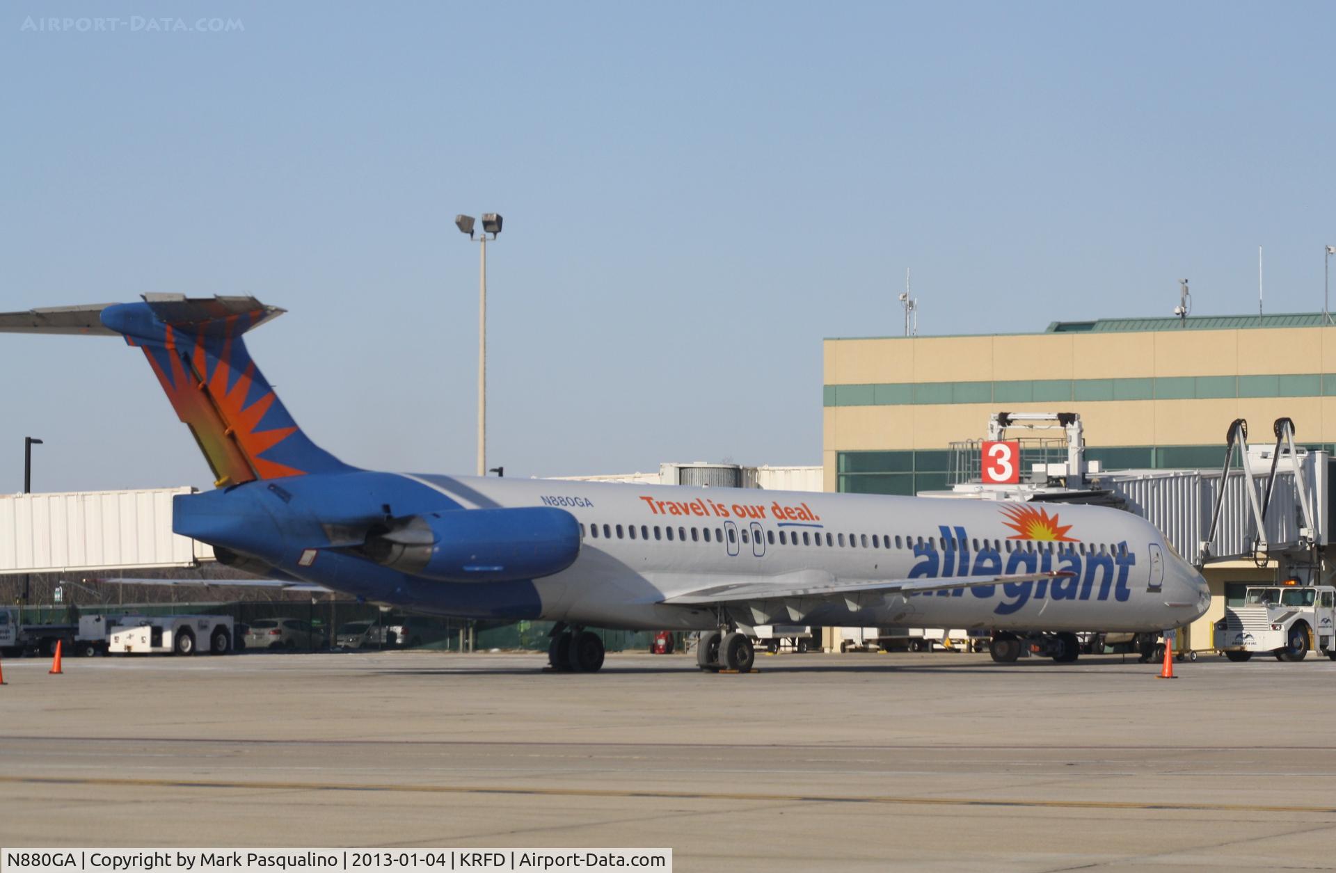 N880GA, 1991 McDonnell Douglas MD-83 (DC-9-83) C/N 49625, MD-83
