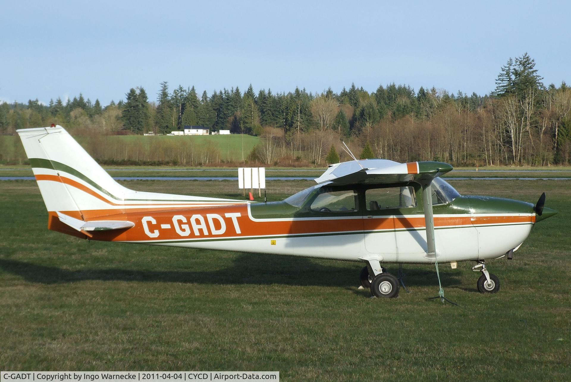 C-GADT, Cessna 172M C/N 17261559, Cessna 172M at Nanaimo Airport, Cassidy BC