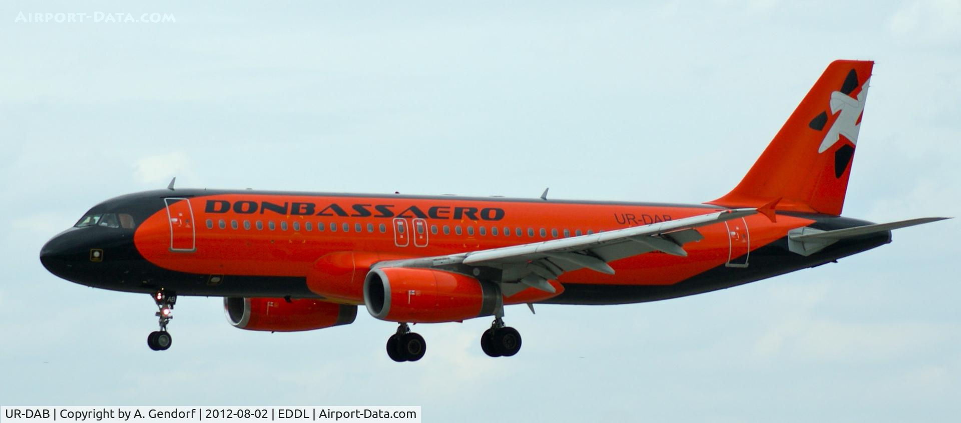 UR-DAB, 1991 Airbus A320-231 C/N 230, Donbassaero, shown here landing at Düsseldorf Int´l (EDDL)