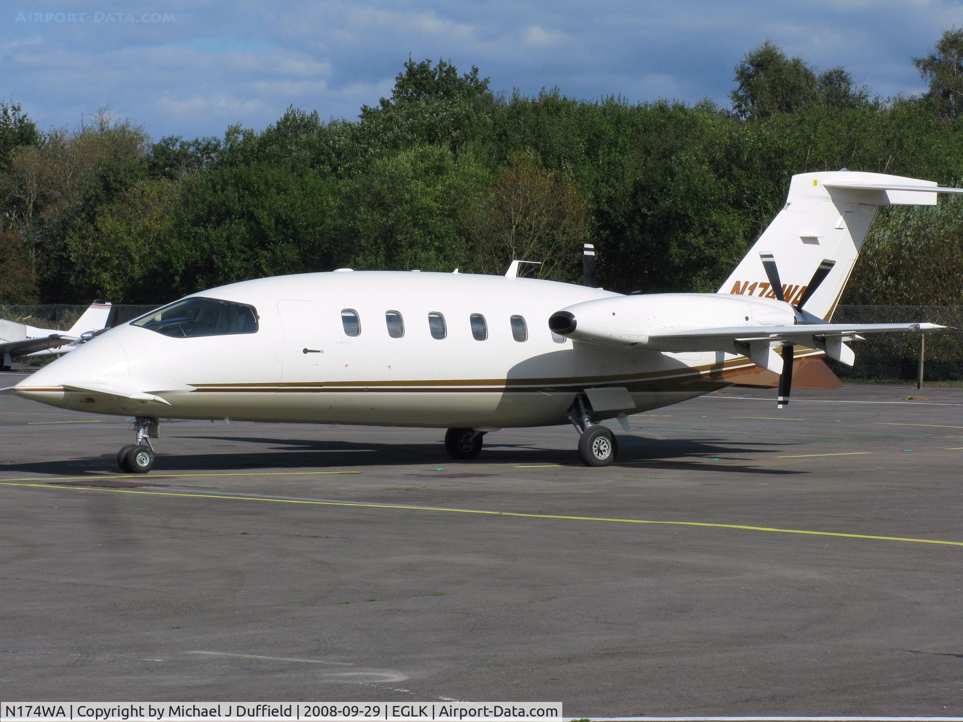 N174WA, 2004 Piaggio P-180 Avanti C/N 1074, Smart Avanti making a very unusual sight at Blackbushe on 29th September 2008