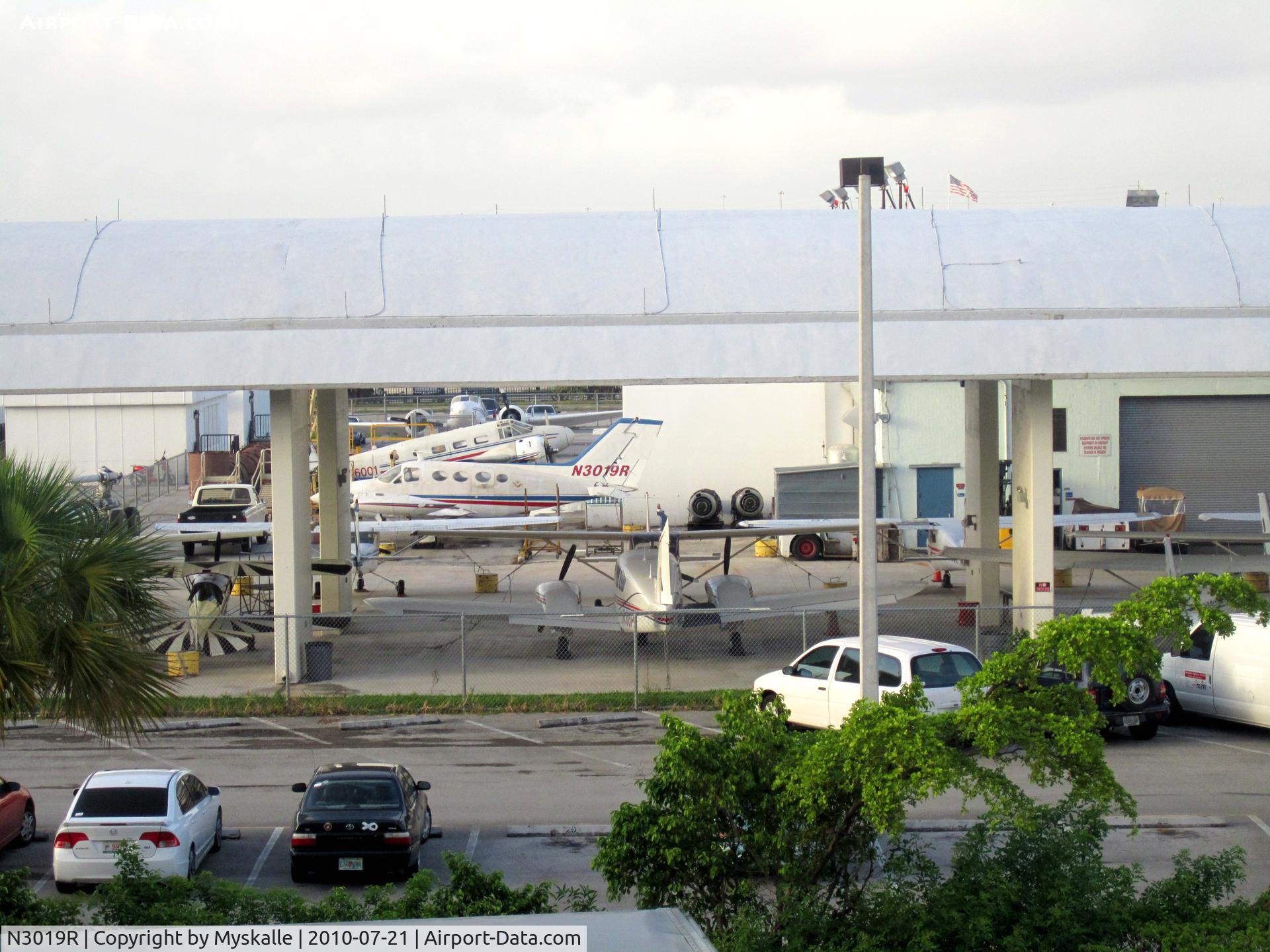 N3019R, 1968 Cessna 421 Golden Eagle C/N 421-0056, Shot the picture from my hotel room at The Red Roof Inn, Miami